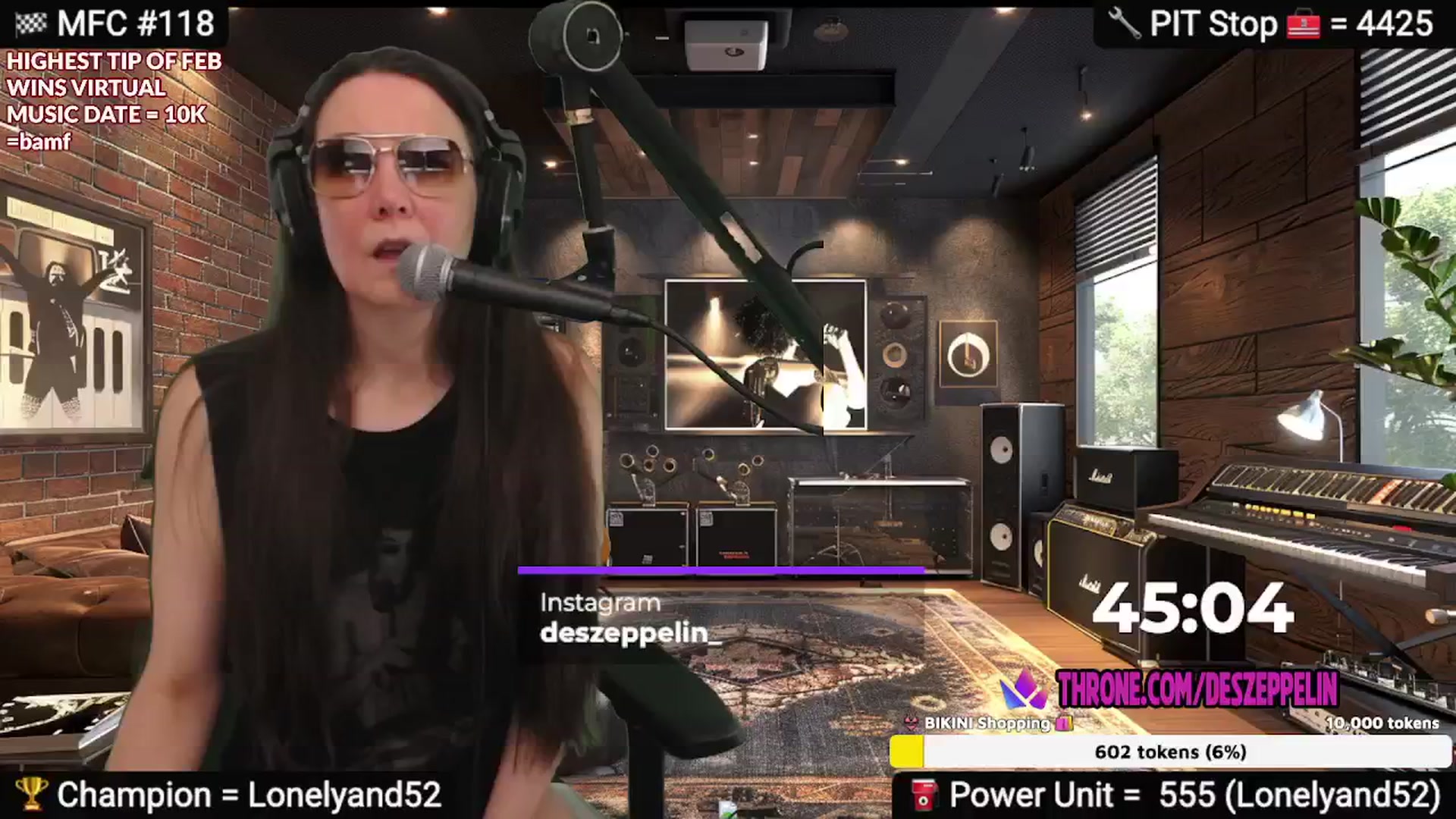 Gallery image thumbnail from DesZeppelin's myfreecams stream on, 02/06/2025, 01:54 image 19 of 20