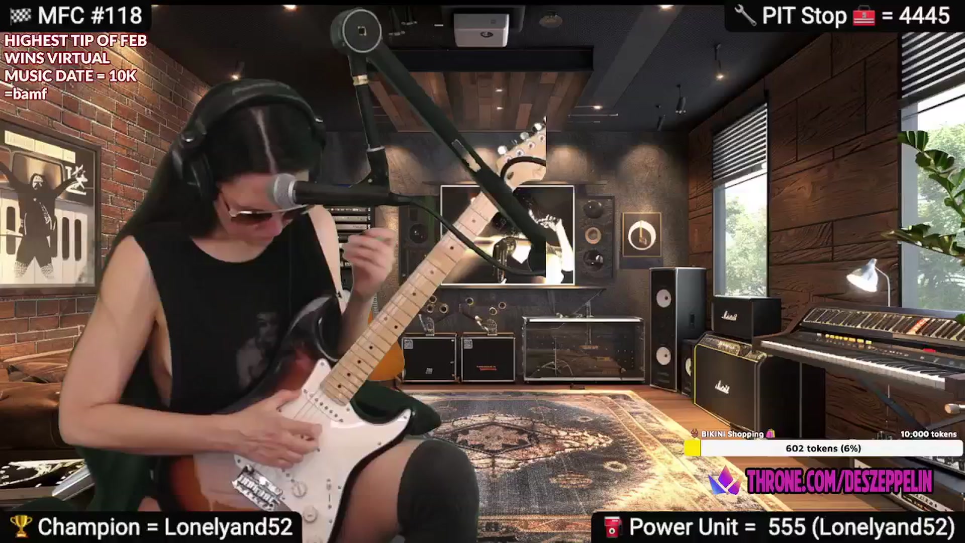 Gallery image thumbnail from DesZeppelin's myfreecams stream on, 02/06/2025, 01:54 image 1 of 20