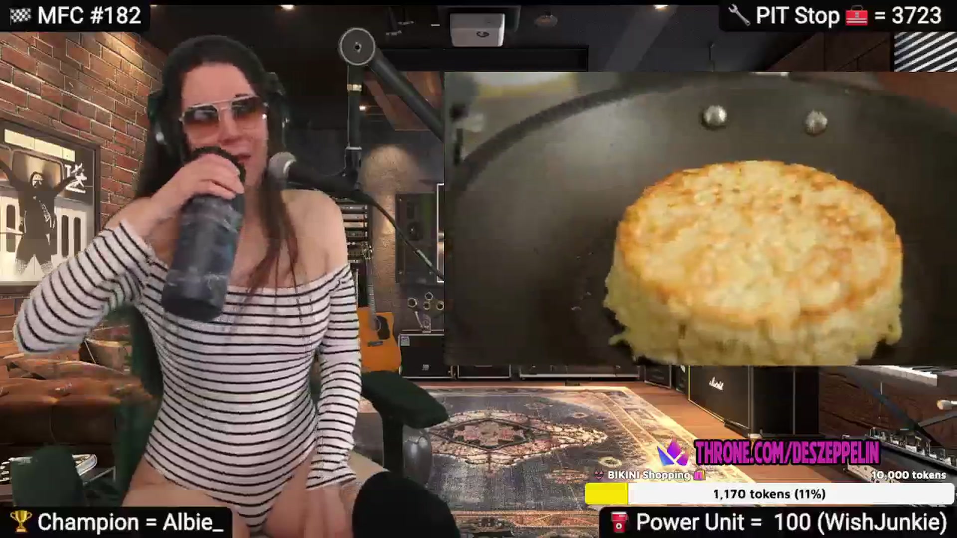 Gallery image thumbnail from DesZeppelin's myfreecams stream on, 02/11/2025, 06:08 image 19 of 20