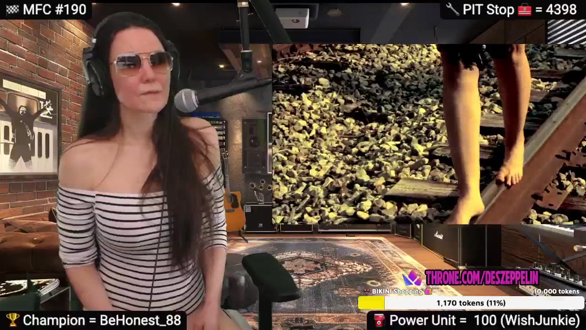 Gallery image thumbnail from DesZeppelin's myfreecams stream on, 02/11/2025, 06:08 image 9 of 20