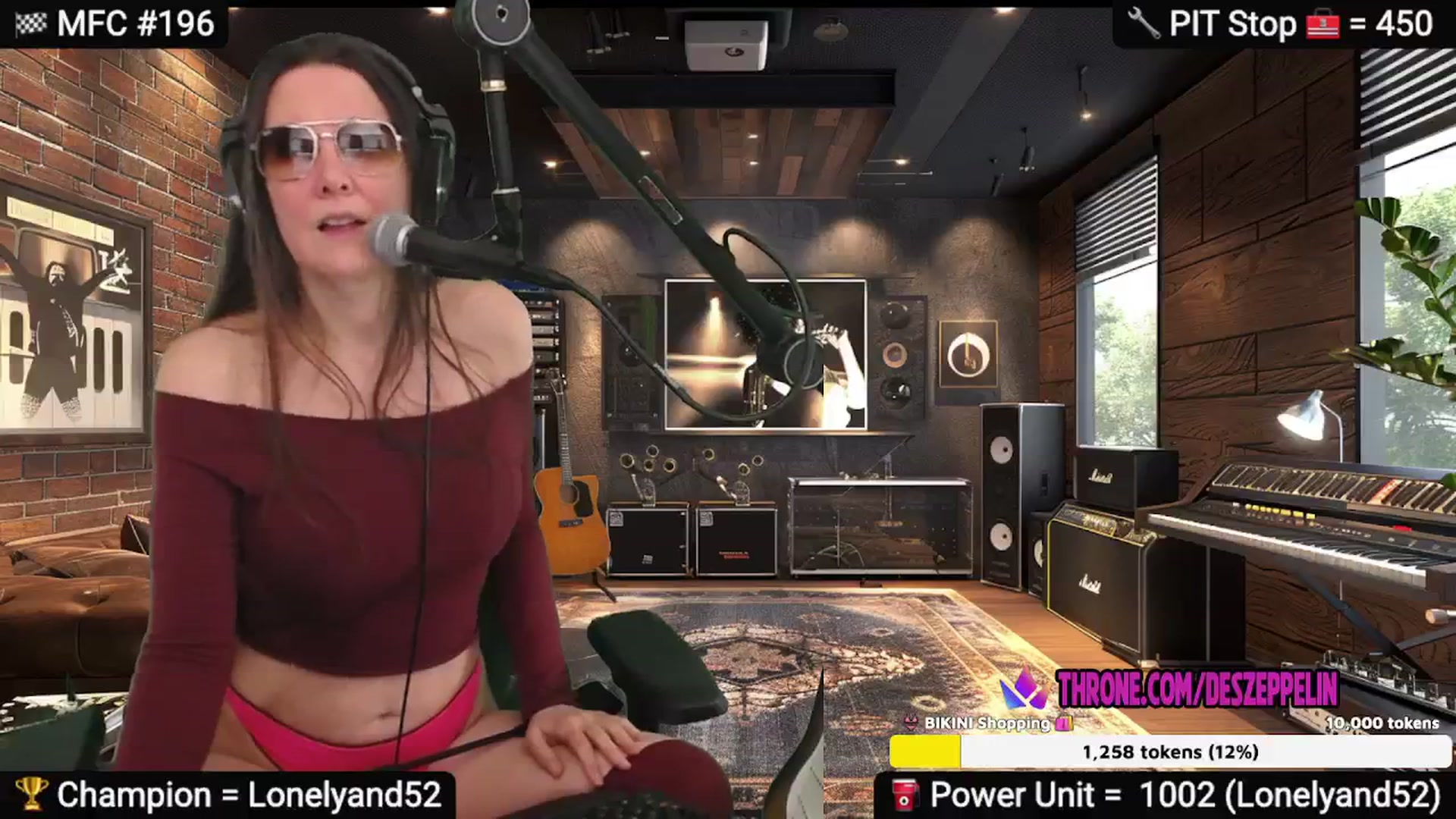Gallery image thumbnail from DesZeppelin's myfreecams stream on, 02/15/2025, 09:56 image 8 of 20