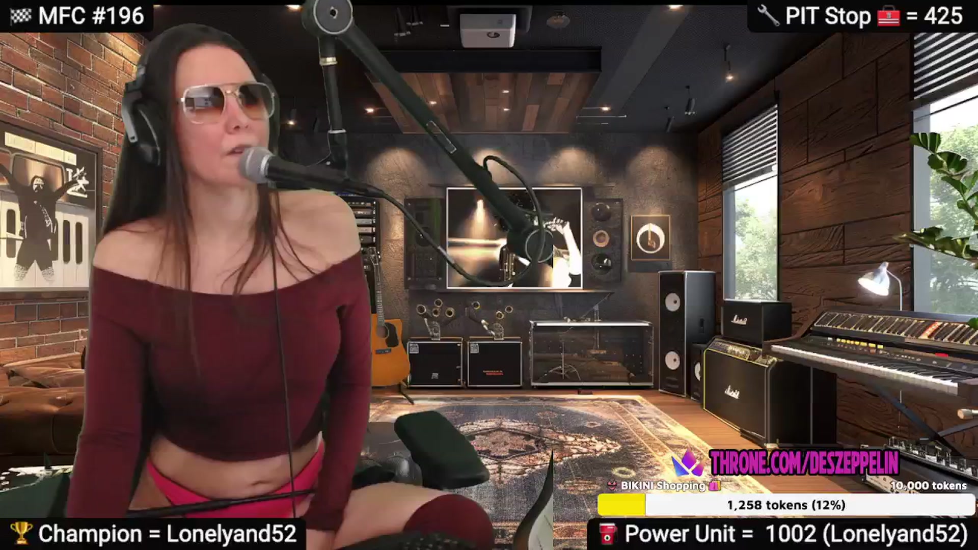 Gallery image thumbnail from DesZeppelin's myfreecams stream on, 02/15/2025, 09:56 image 9 of 20