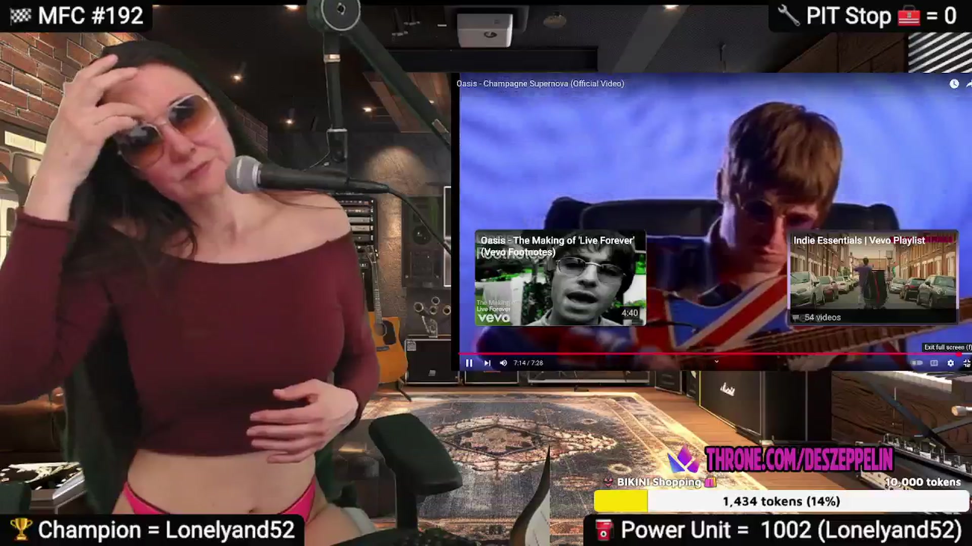 Gallery image thumbnail from DesZeppelin's myfreecams stream on, 02/15/2025, 09:56 image 19 of 20