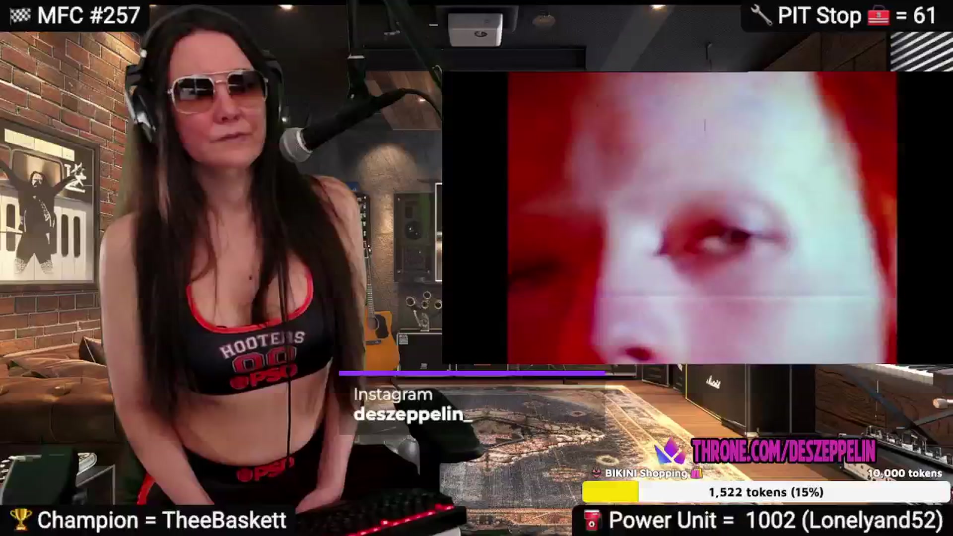 Gallery image thumbnail from DesZeppelin's myfreecams stream on, 02/22/2025, 09:02 image 12 of 20