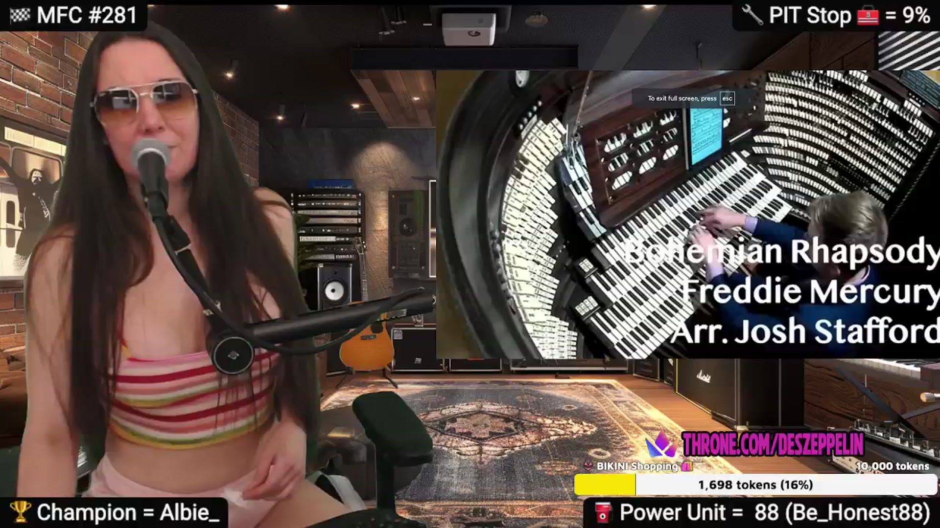 Gallery image thumbnail from DesZeppelin's myfreecams stream on, 02/25/2025, 06:45 image 18 of 20