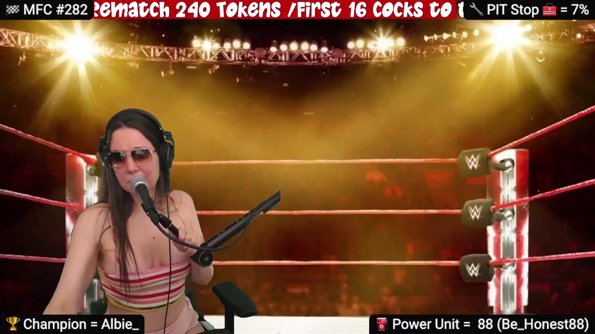 Gallery image thumbnail from DesZeppelin's myfreecams stream on, 02/25/2025, 06:45 image 4 of 20