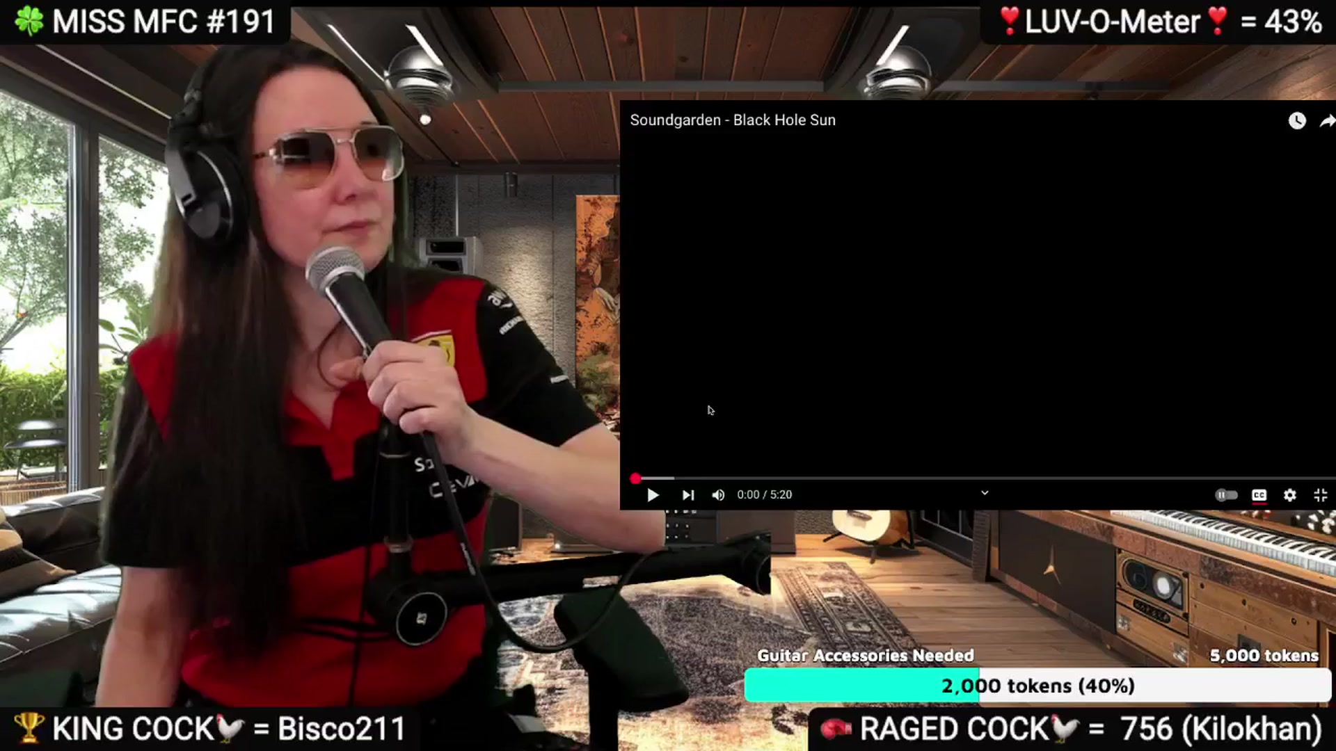 Gallery image thumbnail from DesZeppelin's myfreecams stream on, 03/16/2025, 08:35 image 9 of 20