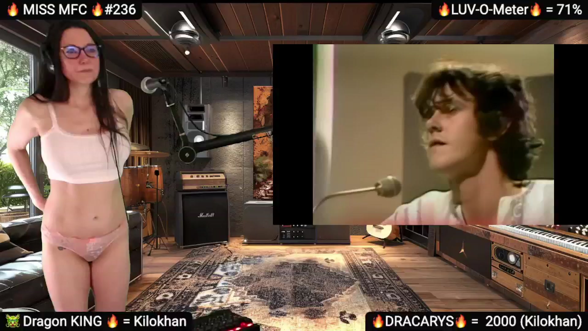 Gallery image thumbnail from DesZeppelin's myfreecams stream on, 04/19/2025, 08:06 image 12 of 20