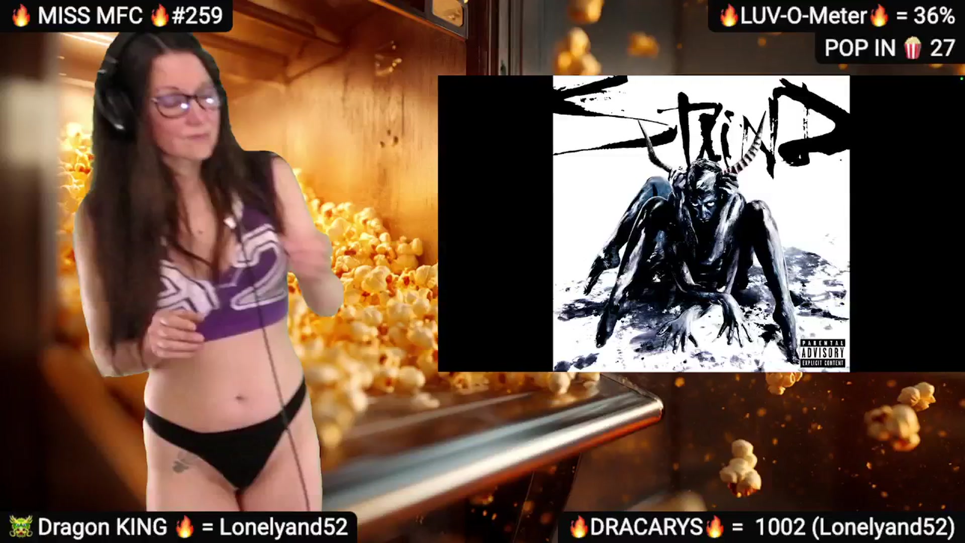 Gallery image thumbnail from DesZeppelin's myfreecams stream on, 04/27/2025, 01:05 image 18 of 20