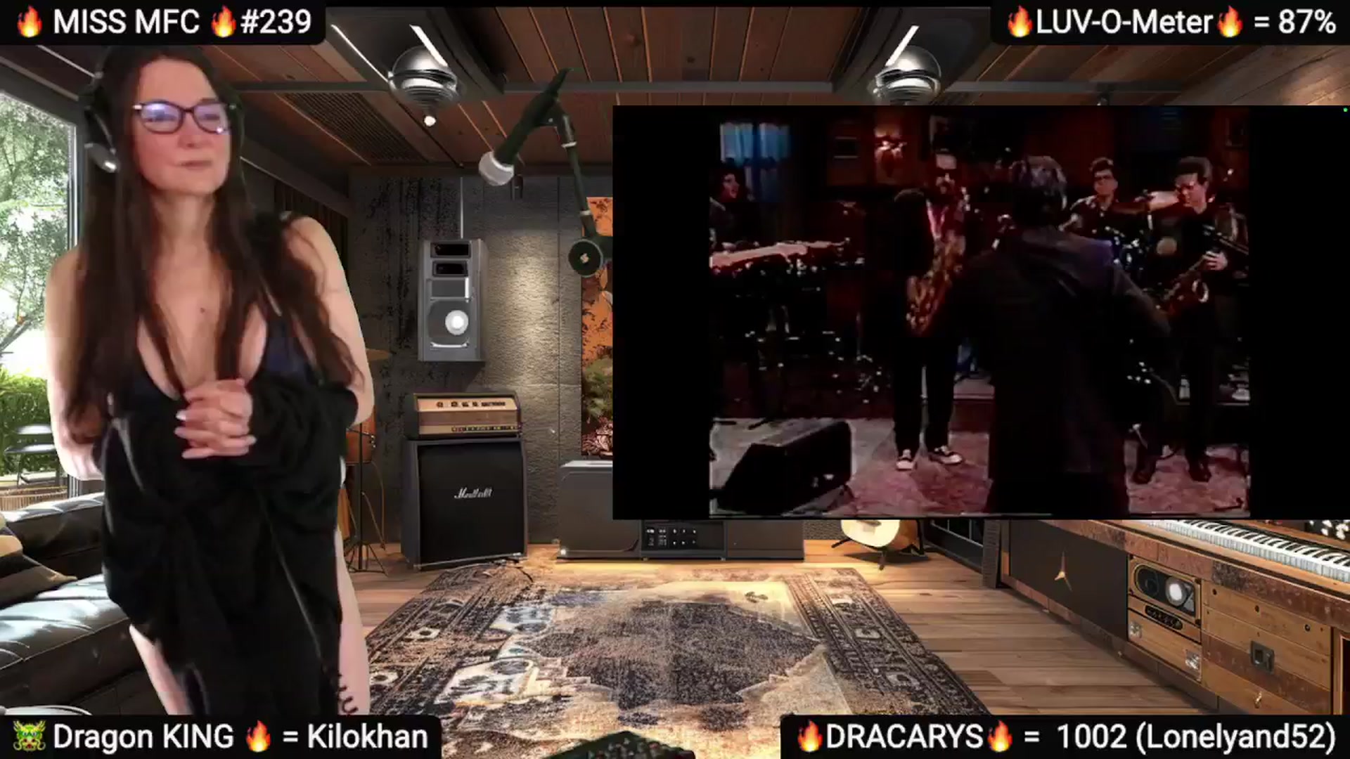 Gallery image thumbnail from DesZeppelin's myfreecams stream on, 04/27/2025, 08:11 image 16 of 20