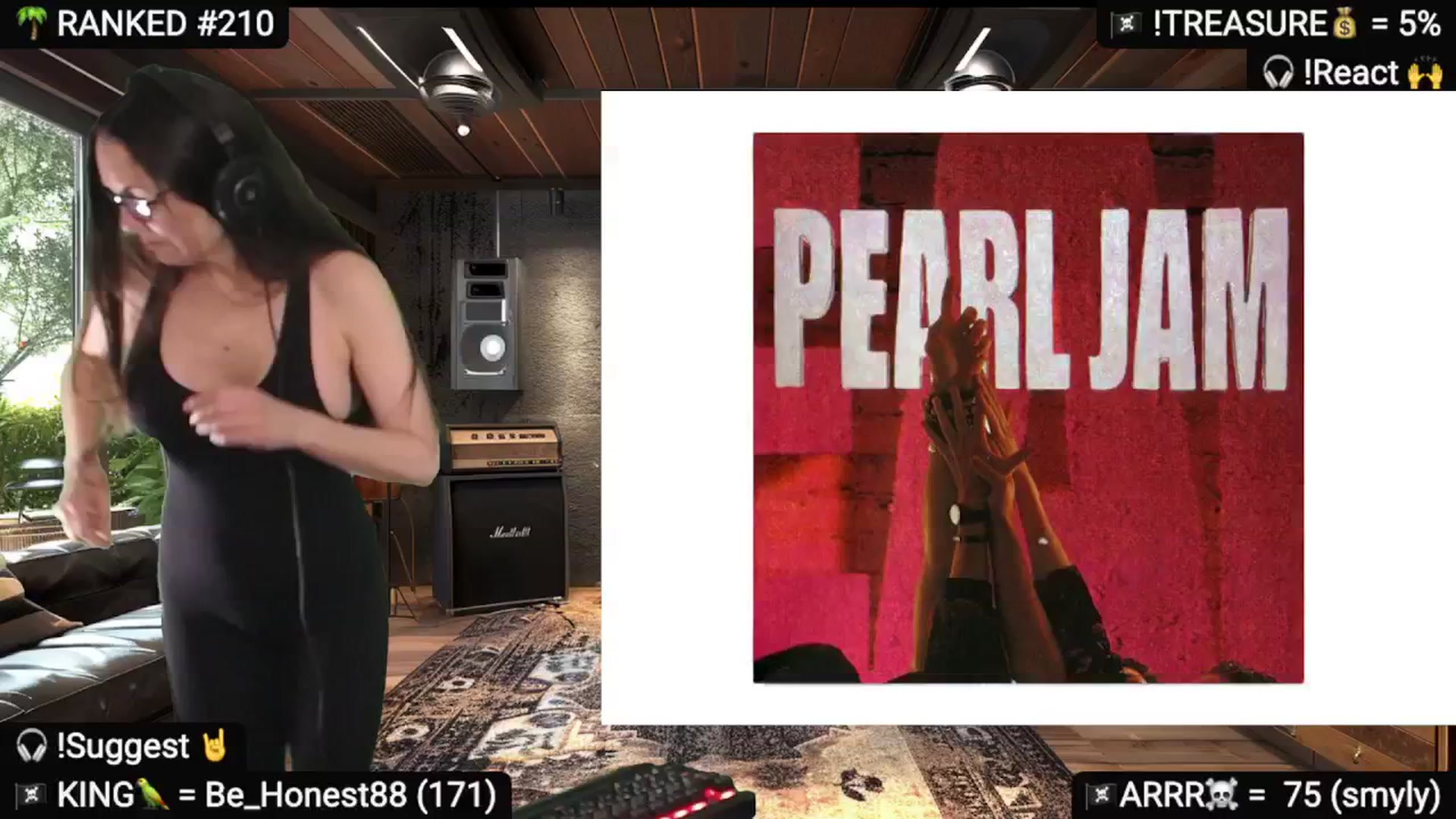 Gallery image thumbnail from DesZeppelin's myfreecams stream on, 05/27/2025, 24:04 image 7 of 20