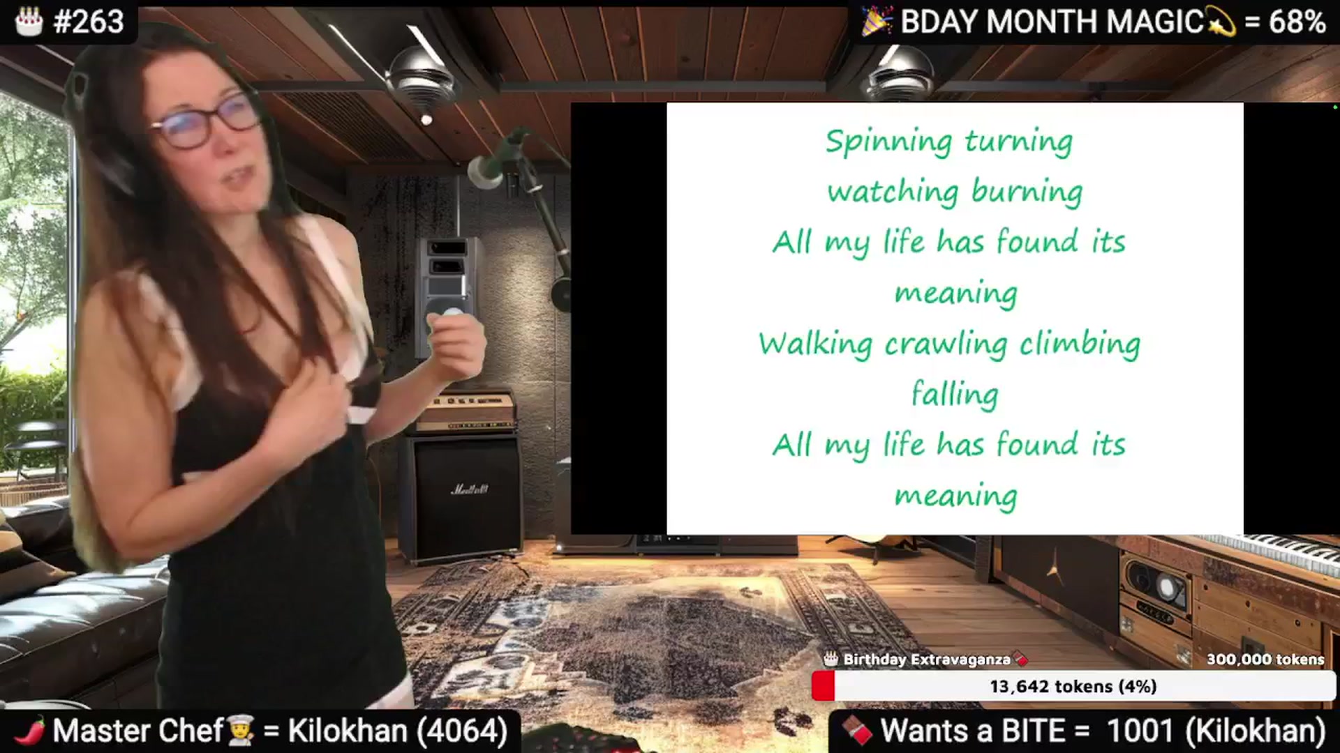 Gallery image thumbnail from DesZeppelin's myfreecams stream on, 06/05/2025, 08:02 image 12 of 20
