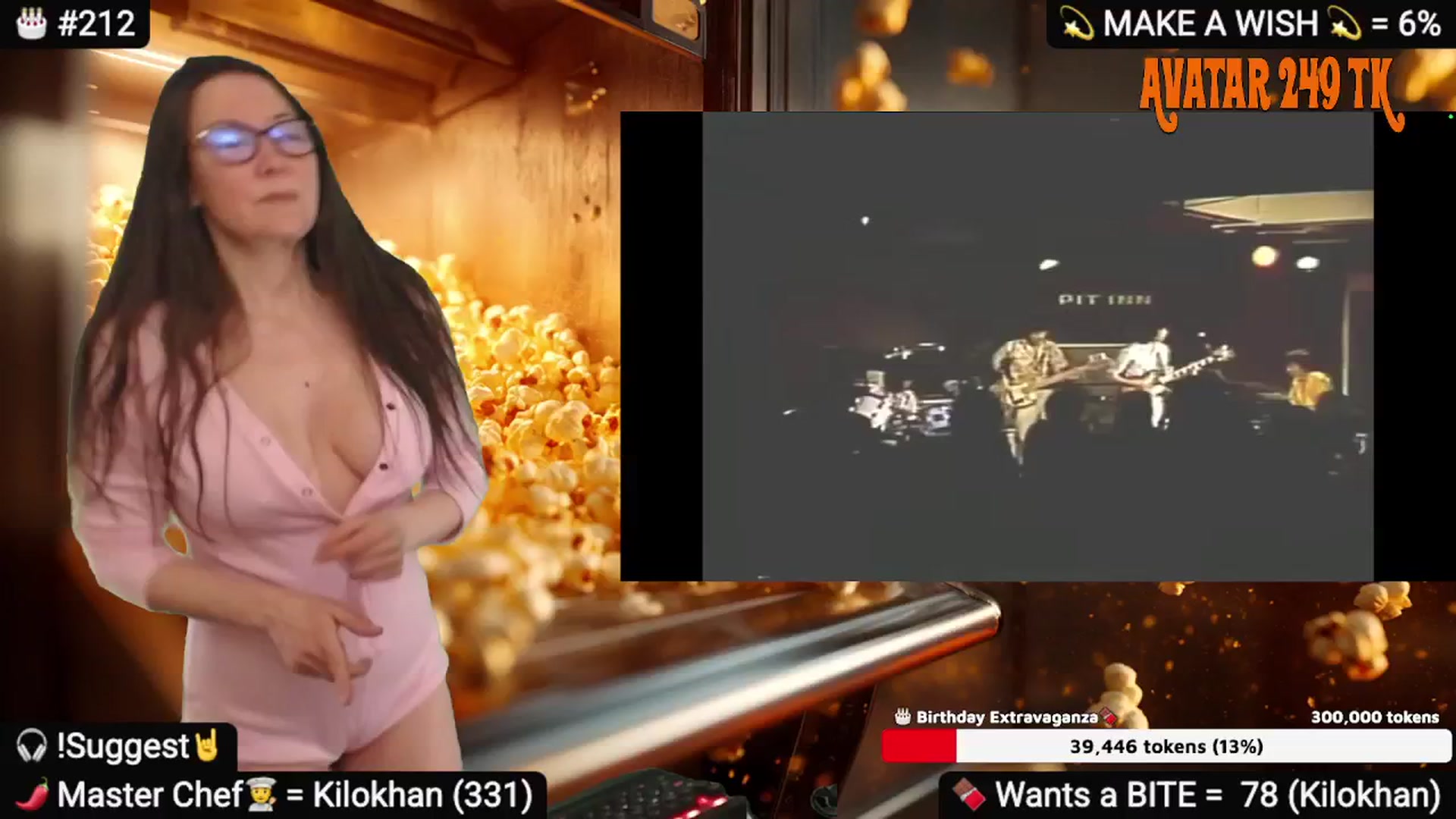 Gallery image thumbnail from DesZeppelin's myfreecams stream on, 06/12/2025, 24:36 image 13 of 20