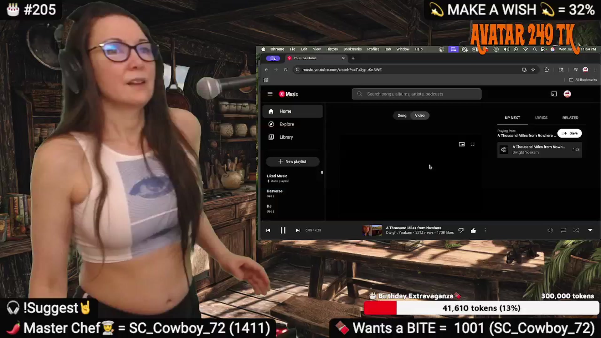 Gallery image thumbnail from DesZeppelin's myfreecams stream on, 06/12/2025, 07:15 image 10 of 20