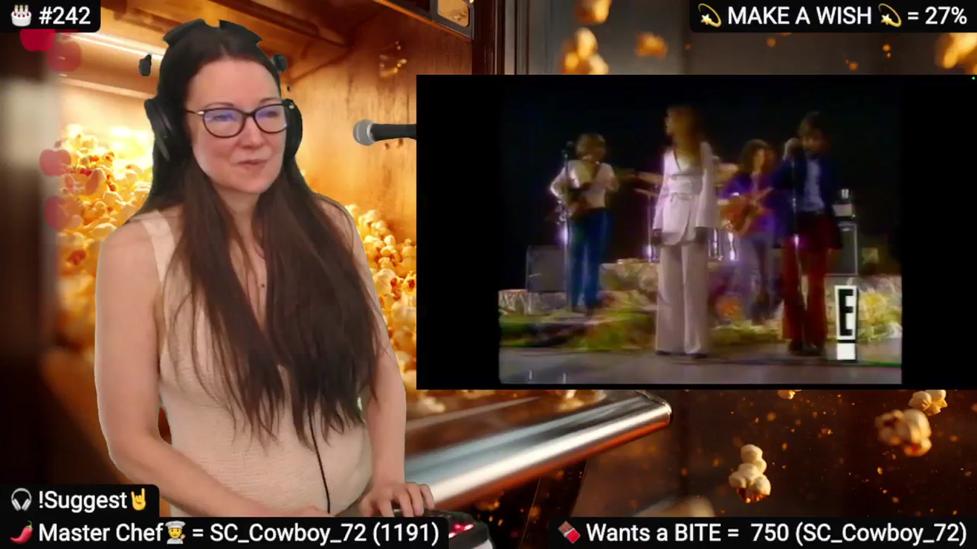 Gallery image thumbnail from DesZeppelin's myfreecams stream on, 06/18/2025, 01:22 image 18 of 20