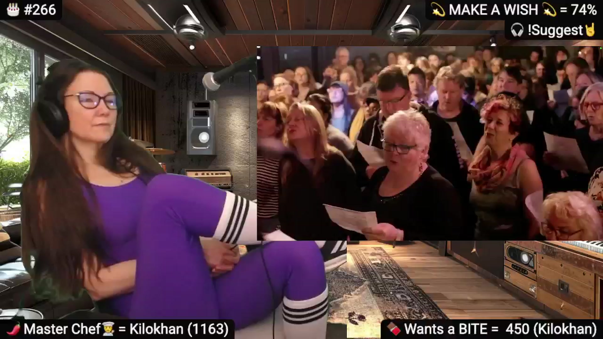Gallery image thumbnail from DesZeppelin's myfreecams stream on, 06/24/2025, 02:06 image 10 of 20