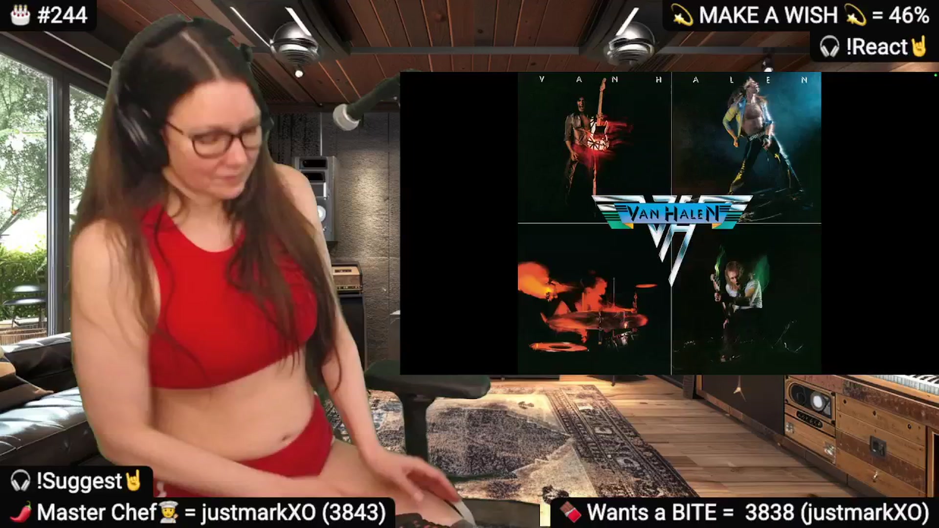 Gallery image thumbnail from DesZeppelin's myfreecams stream on, 07/01/2025, 01:03 image 9 of 20