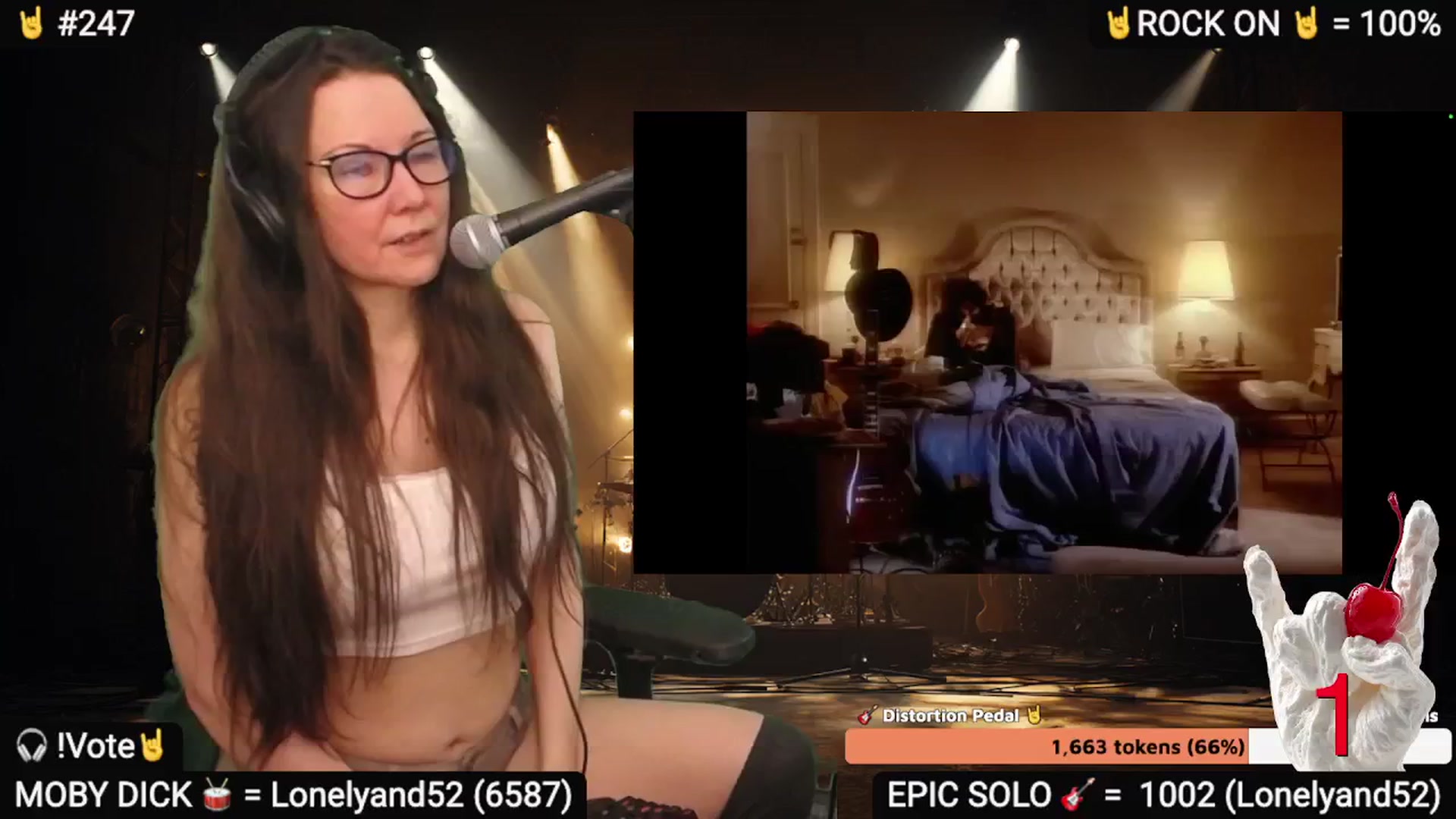 Gallery image thumbnail from DesZeppelin's myfreecams stream on, 07/05/2025, 08:12 image 15 of 20