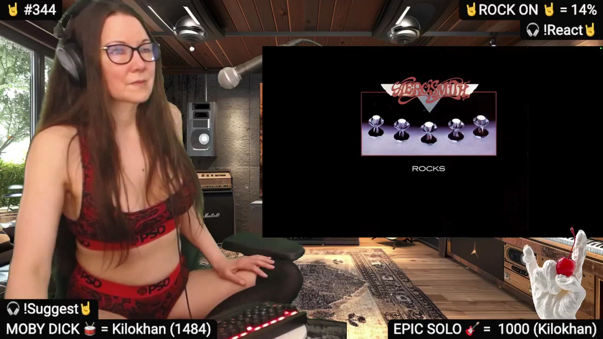 Gallery image thumbnail from DesZeppelin's myfreecams stream on, 07/08/2025, 24:40 image 13 of 20