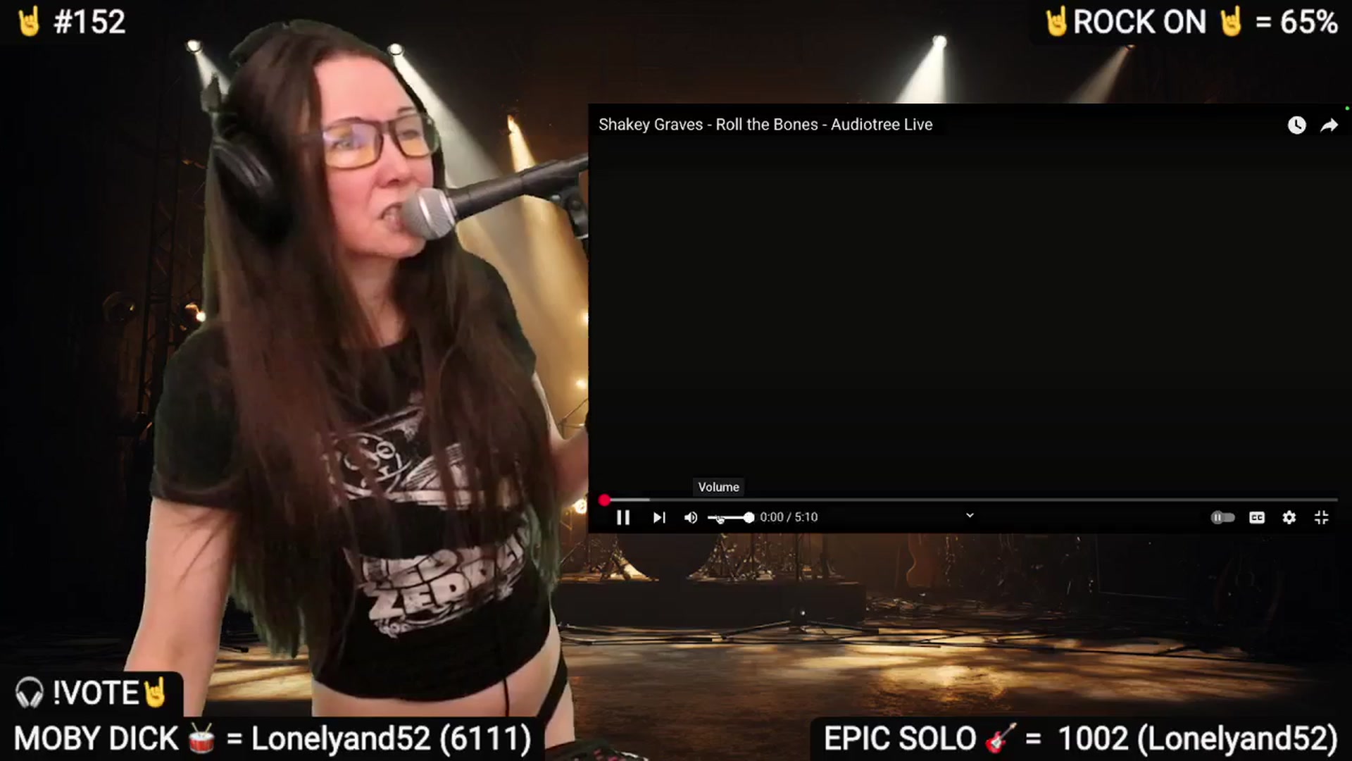 Gallery image thumbnail from DesZeppelin's myfreecams stream on, 07/20/2025, 08:19 image 14 of 20
