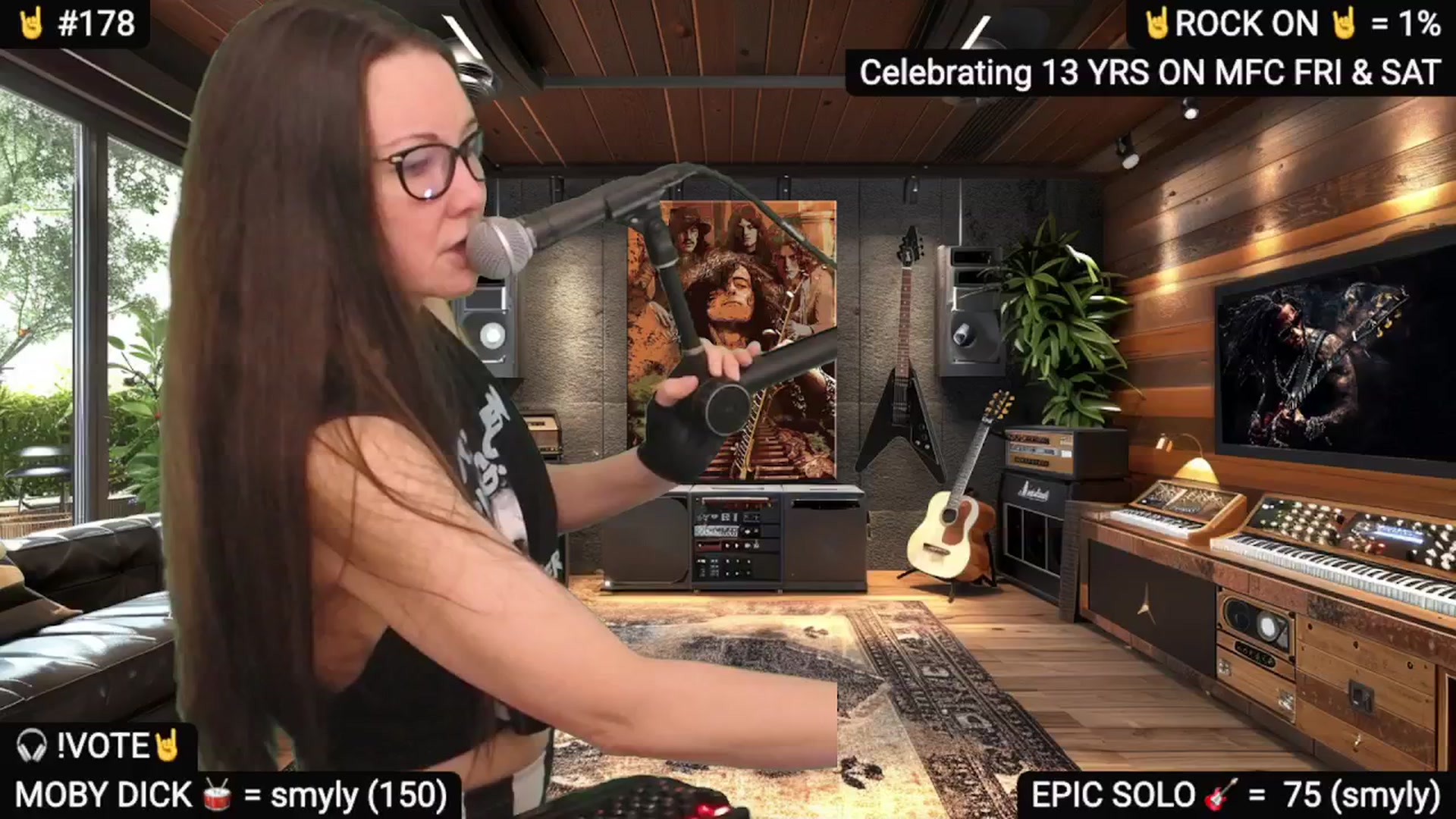 Gallery image thumbnail from DesZeppelin's myfreecams stream on, 07/22/2025, 01:33 image 4 of 20