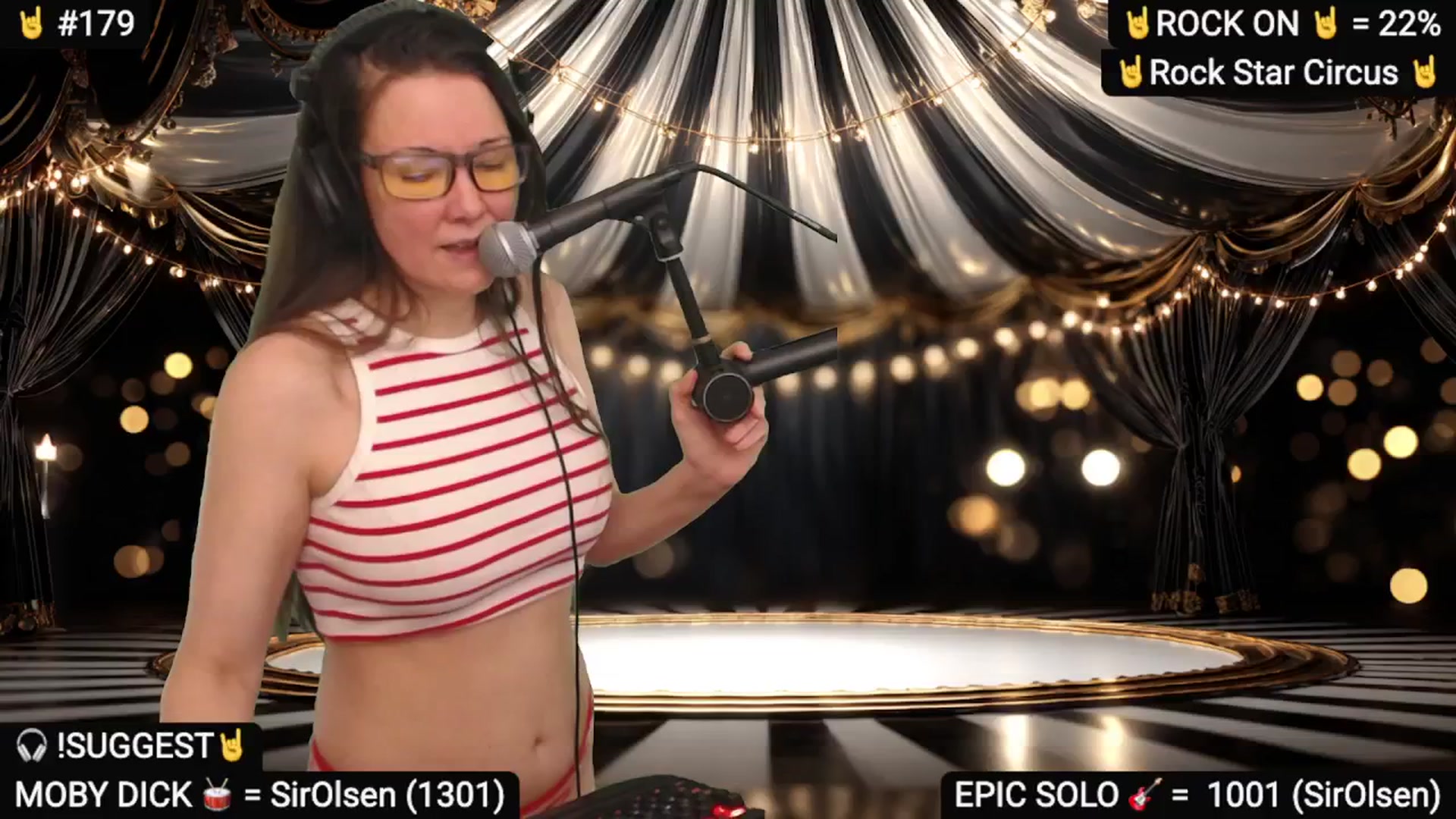 Gallery image thumbnail from DesZeppelin's myfreecams stream on, 07/24/2025, 24:36 image 18 of 20