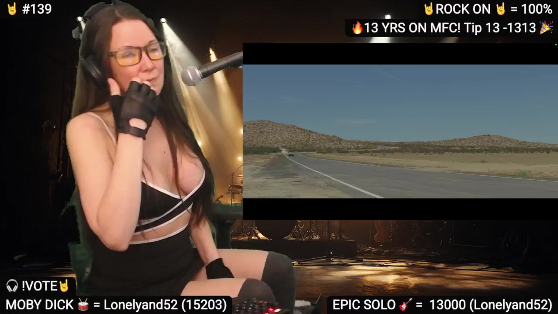 Gallery image thumbnail from DesZeppelin's myfreecams stream on, 07/27/2025, 08:31 image 4 of 20