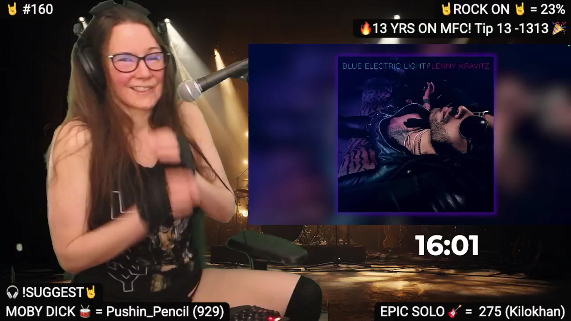 Gallery image thumbnail from DesZeppelin's myfreecams stream on, 07/30/2025, 08:06 image 4 of 20