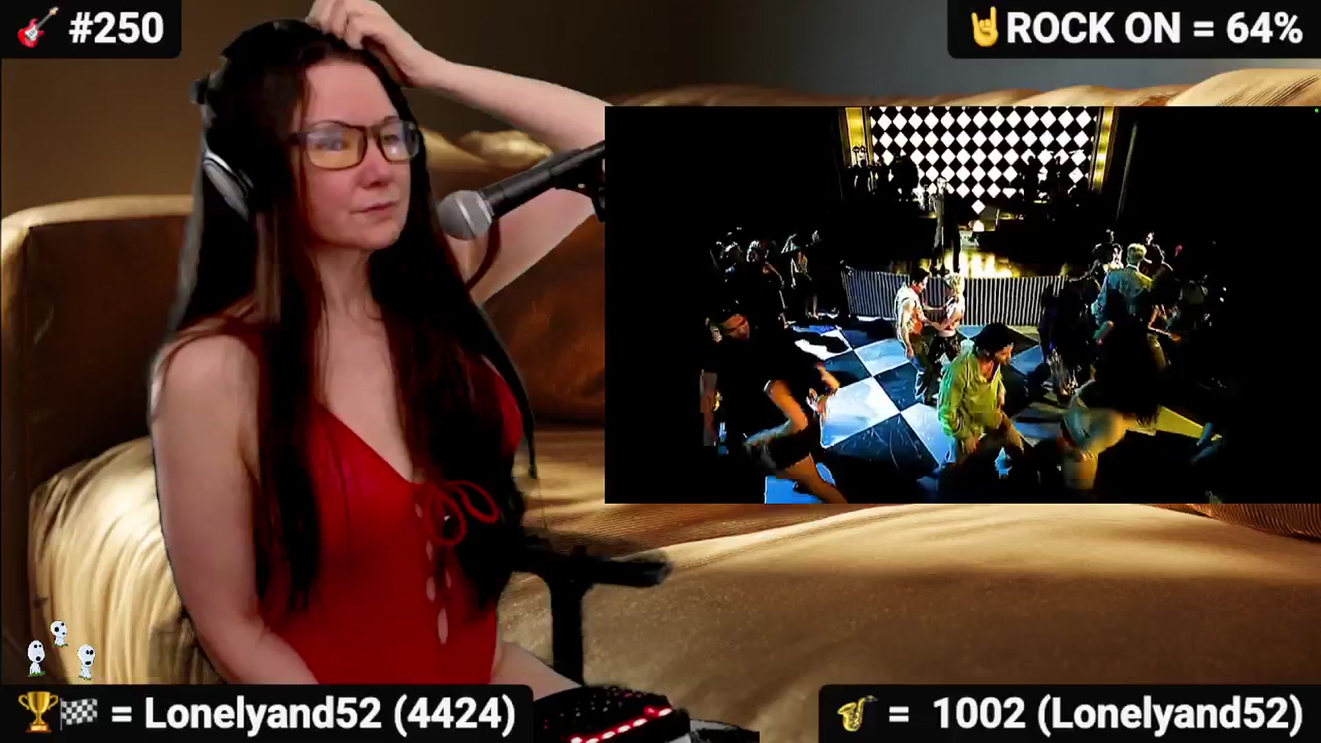 Gallery image thumbnail from DesZeppelin's myfreecams stream on, 08/10/2025, 07:36 image 13 of 20