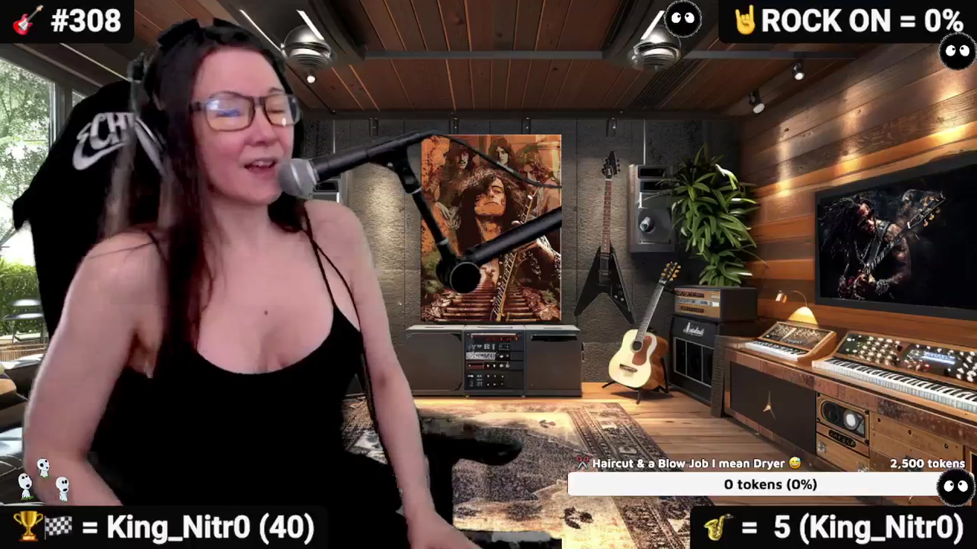 Gallery image thumbnail from DesZeppelin's myfreecams stream on, 08/12/2025, 24:33 image 2 of 20
