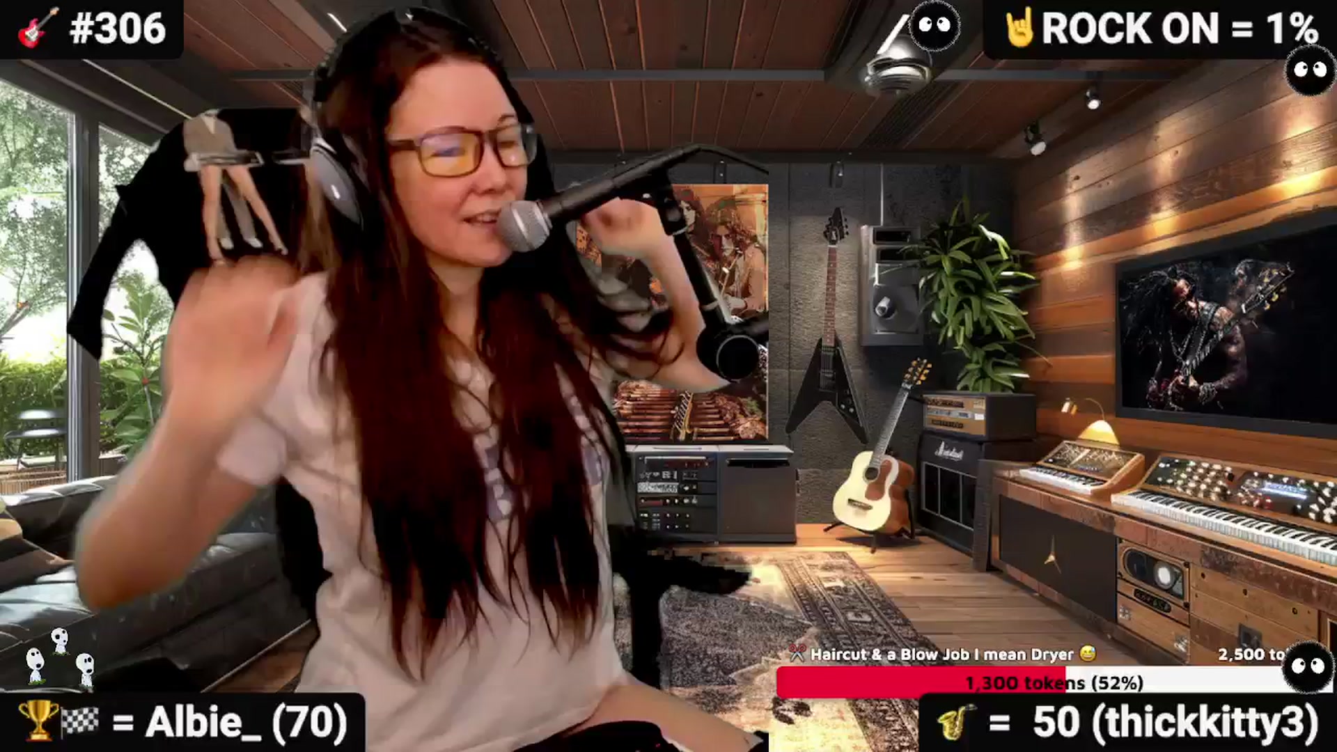 Gallery image thumbnail from DesZeppelin's myfreecams stream on, 08/19/2025, 24:05 image 5 of 20