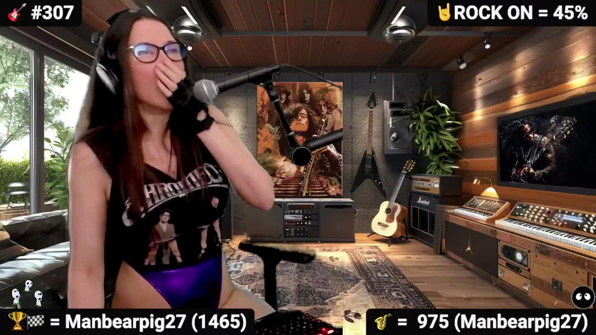 Gallery image thumbnail from DesZeppelin's myfreecams stream on, 08/23/2025, 07:42 image 19 of 20