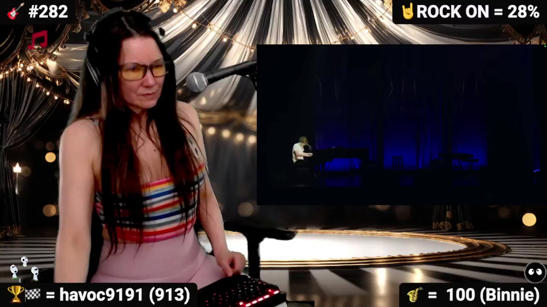 Gallery image thumbnail from DesZeppelin's myfreecams stream on, 08/28/2025, 06:39 image 12 of 20