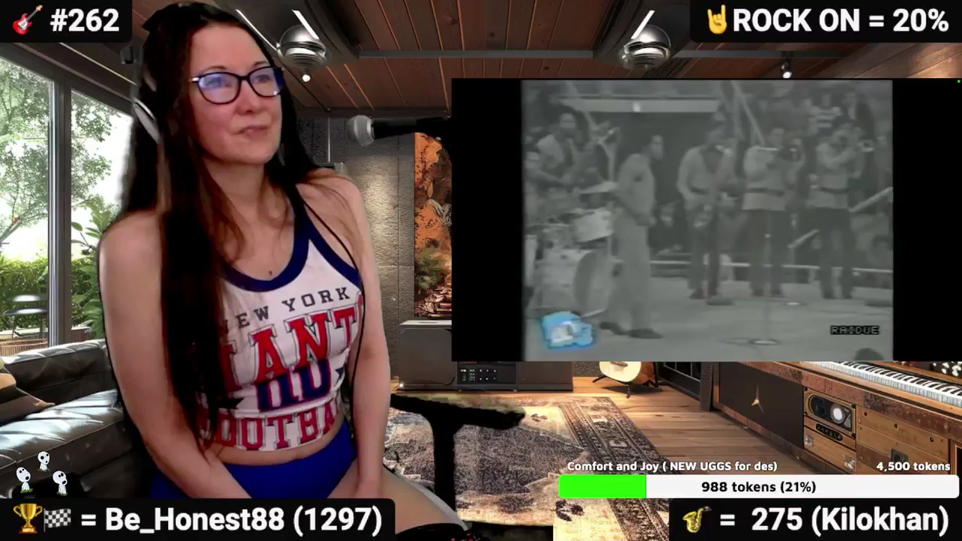 Gallery image thumbnail from DesZeppelin's myfreecams stream on, 09/02/2025, 01:21 image 19 of 20