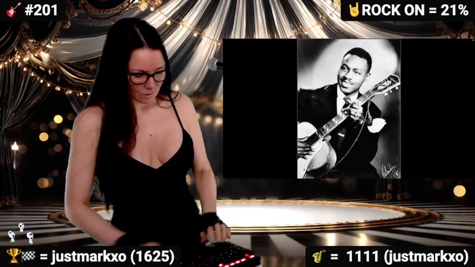 Gallery image thumbnail from DesZeppelin's myfreecams stream on, 09/11/2025, 01:44 image 16 of 20