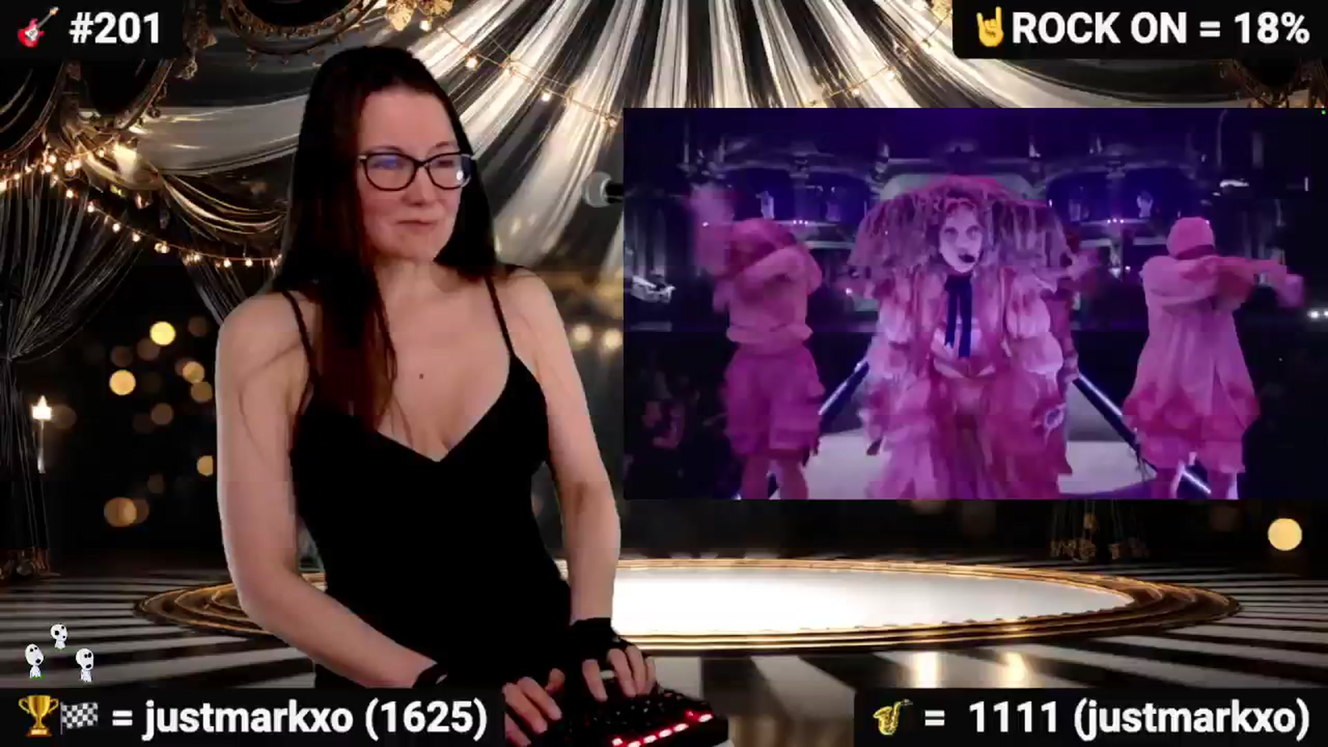 Gallery image thumbnail from DesZeppelin's myfreecams stream on, 09/11/2025, 01:44 image 9 of 20
