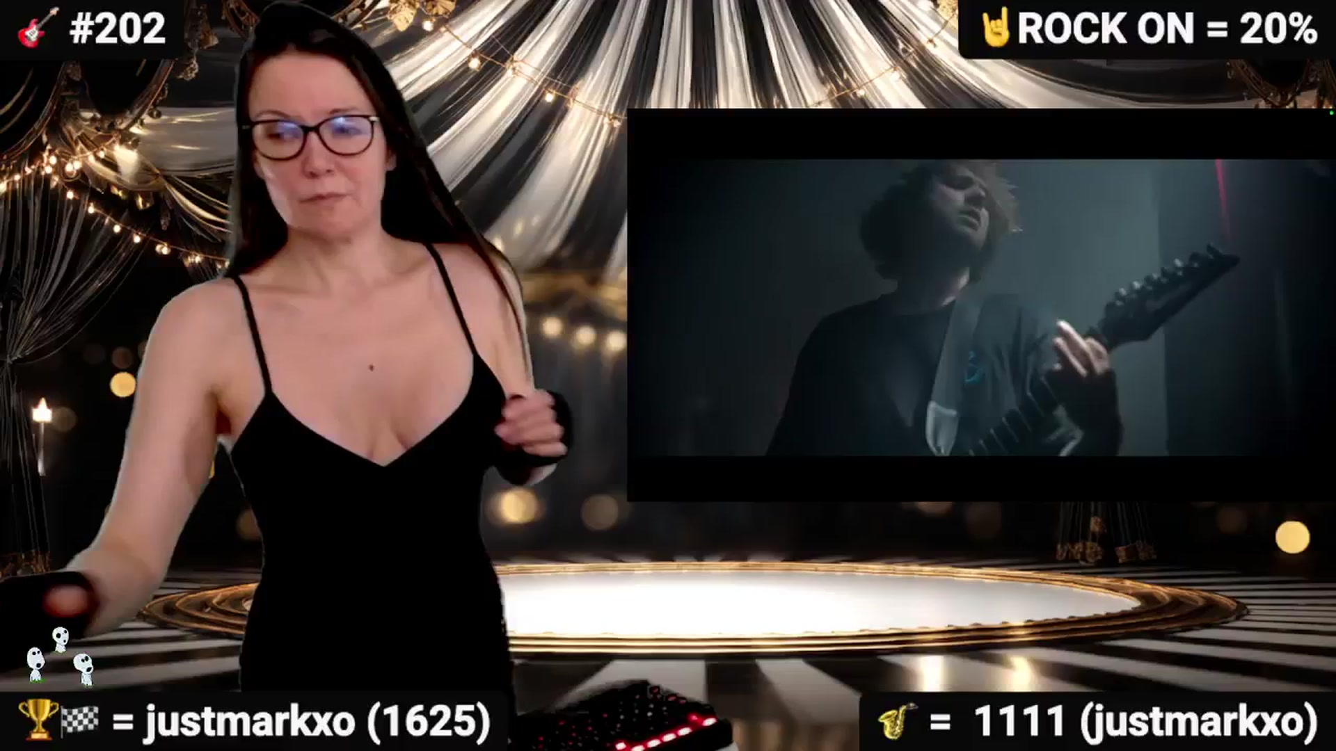 Gallery image thumbnail from DesZeppelin's myfreecams stream on, 09/11/2025, 01:44 image 14 of 20