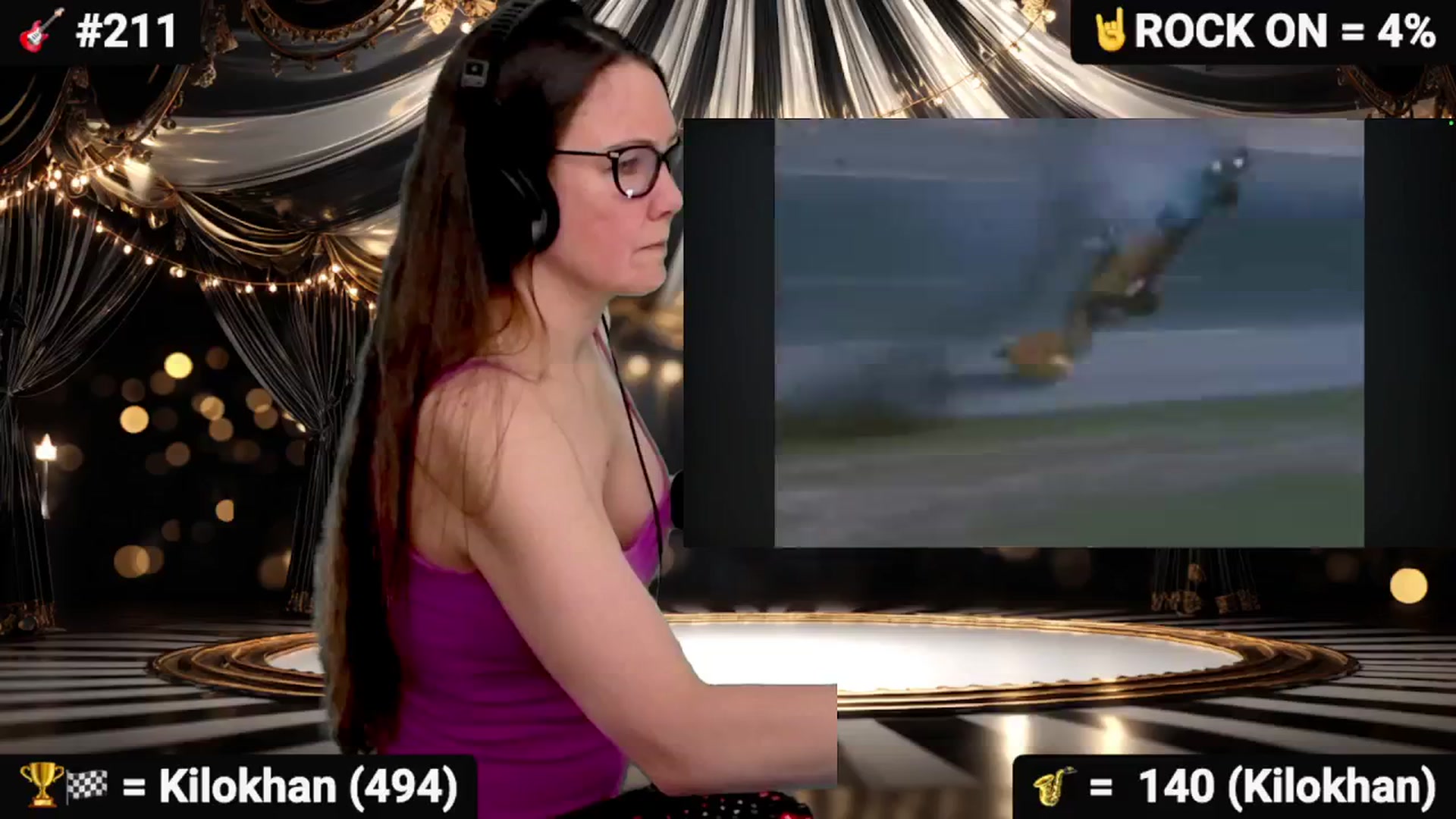 Gallery image thumbnail from DesZeppelin's myfreecams stream on, 09/18/2025, 24:19 image 7 of 20