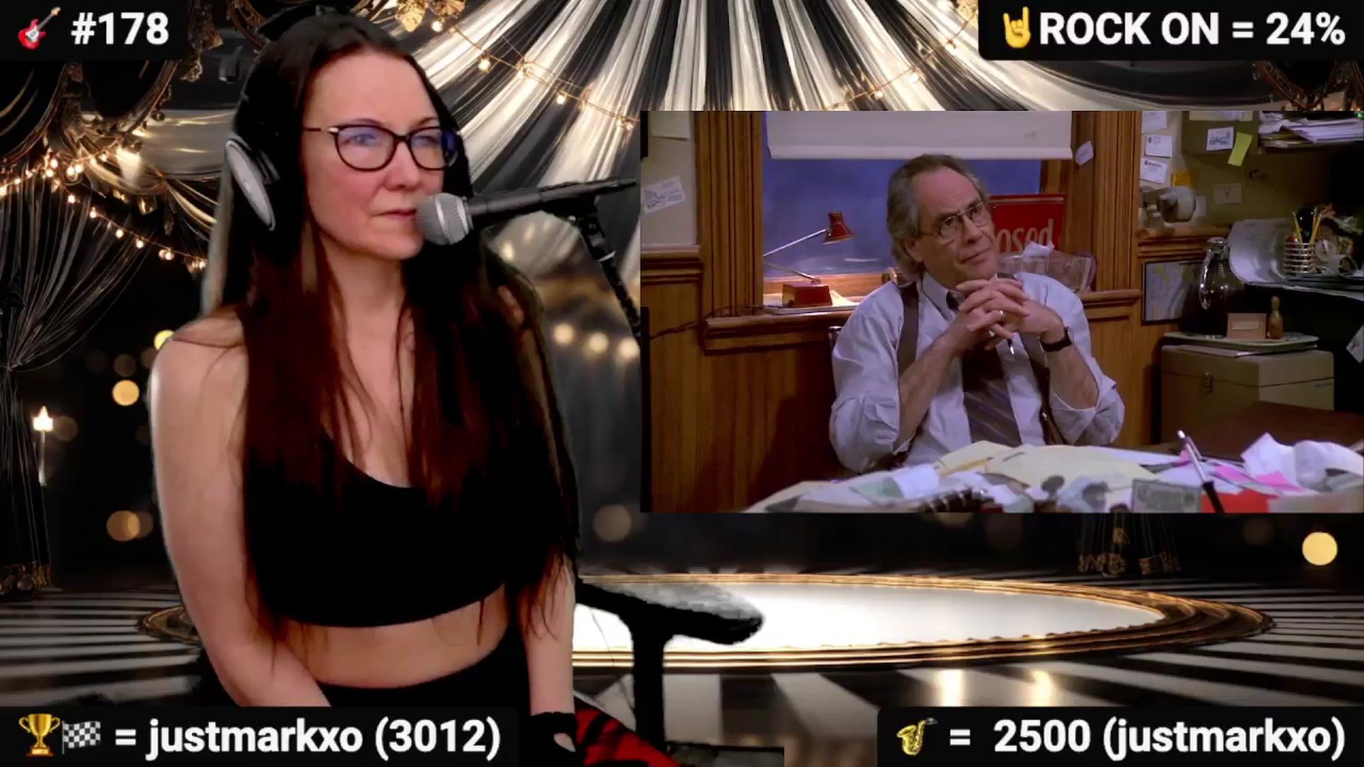 Gallery image thumbnail from DesZeppelin's myfreecams stream on, 09/25/2025, 07:03 image 3 of 20