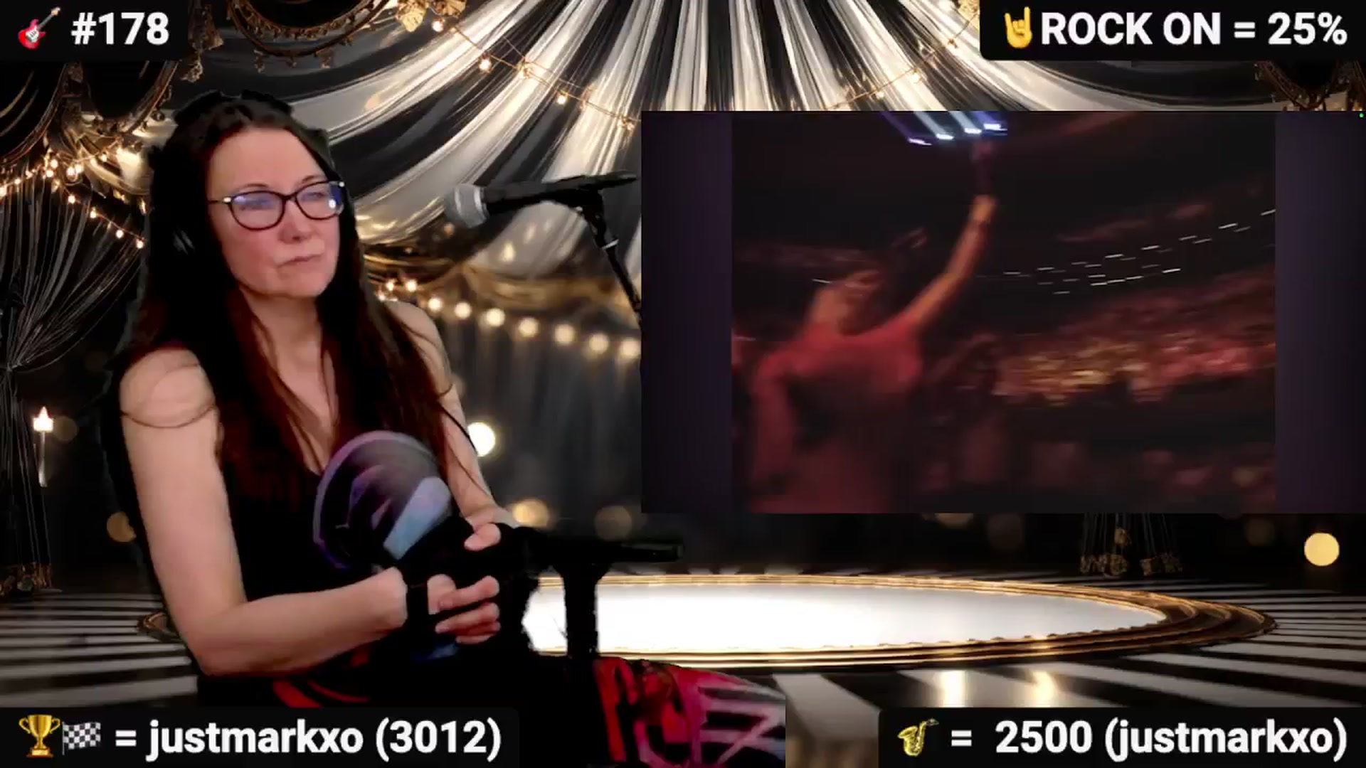 Gallery image thumbnail from DesZeppelin's myfreecams stream on, 09/25/2025, 07:03 image 11 of 20