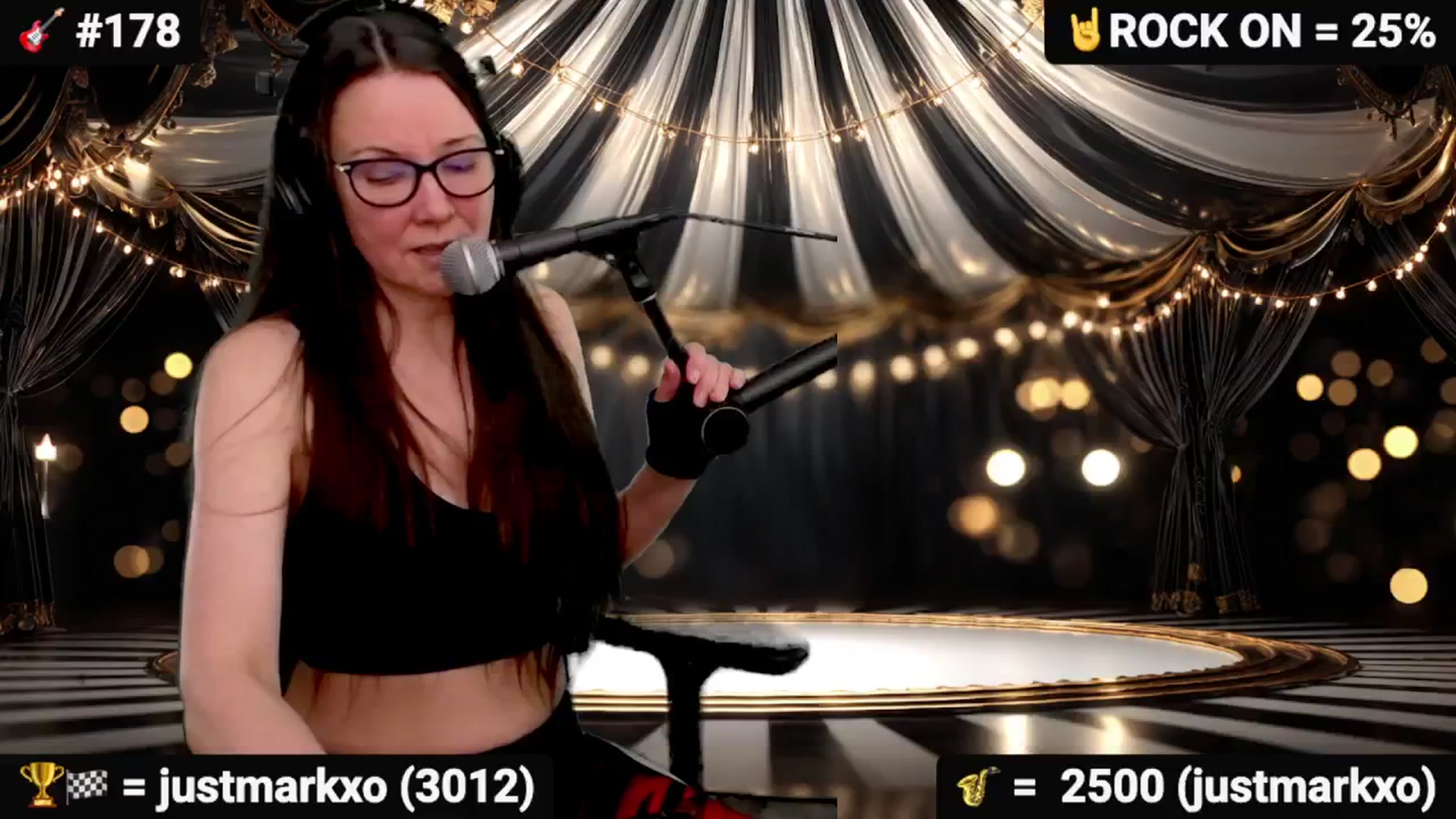 Gallery image thumbnail from DesZeppelin's myfreecams stream on, 09/25/2025, 07:03 image 17 of 20