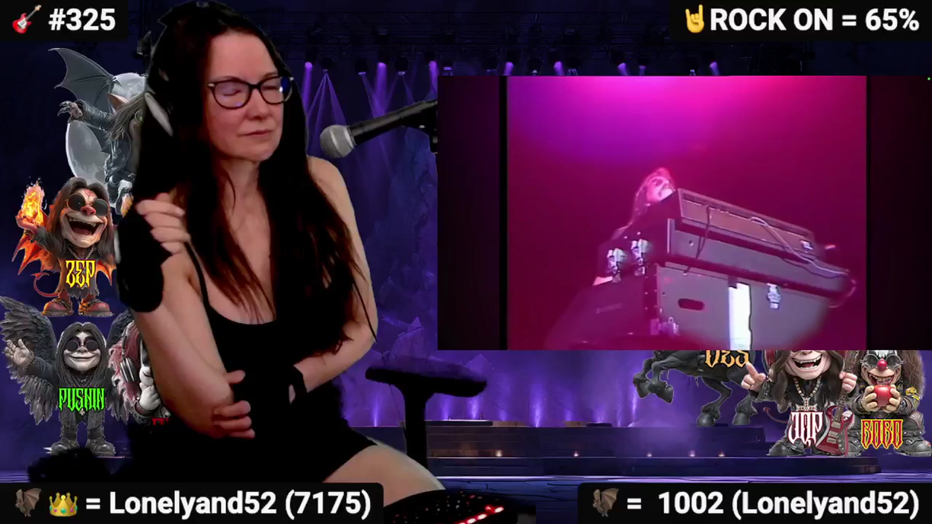 Gallery image thumbnail from DesZeppelin's myfreecams stream on, 10/12/2025, 08:09 image 8 of 20