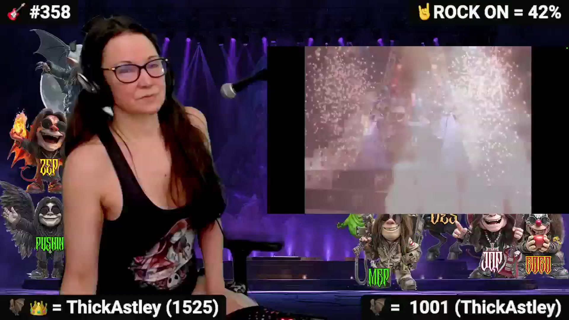 Gallery image thumbnail from DesZeppelin's myfreecams stream on, 10/15/2025, 07:43 image 10 of 20