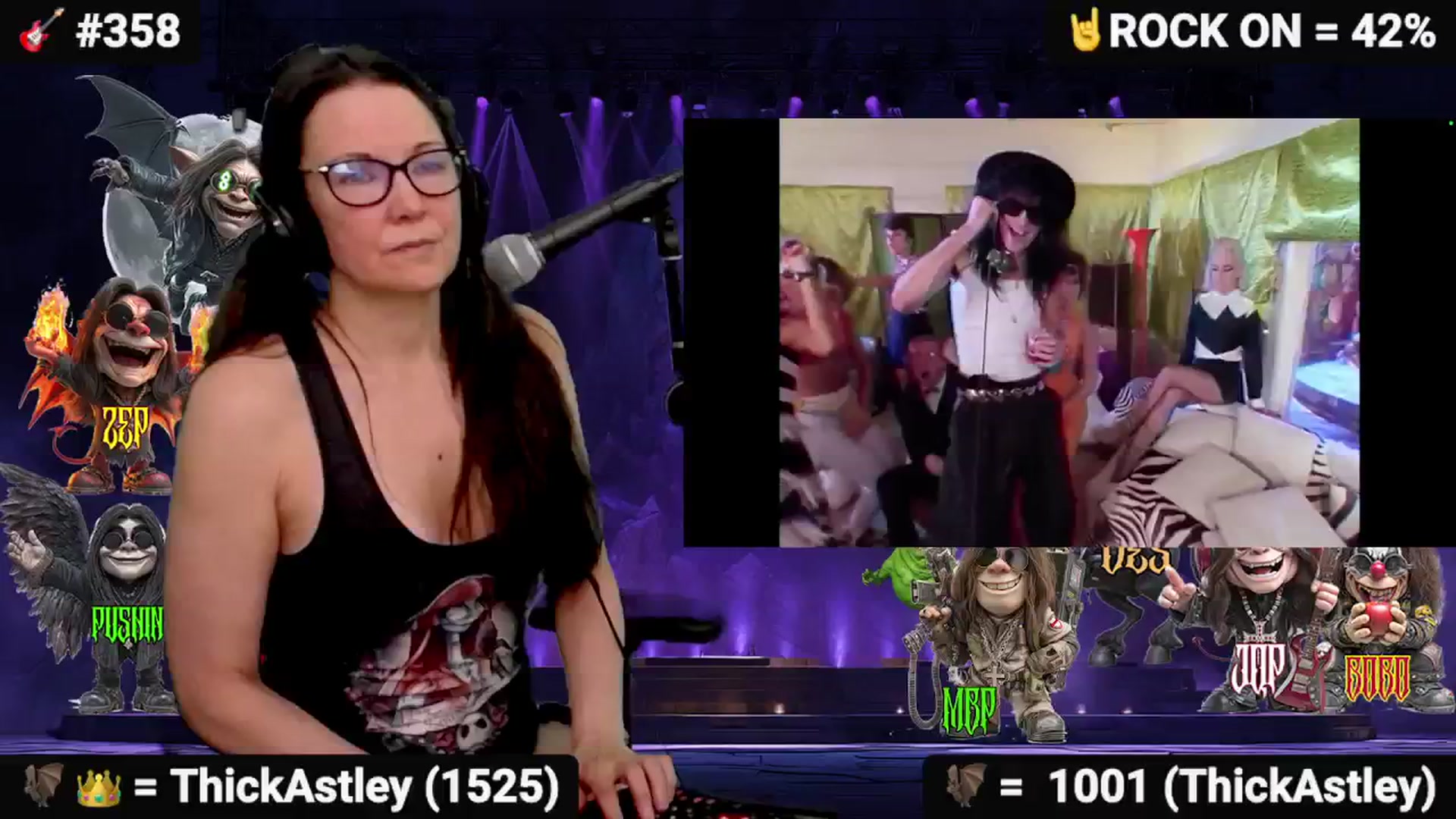 Gallery image thumbnail from DesZeppelin's myfreecams stream on, 10/15/2025, 07:43 image 9 of 20