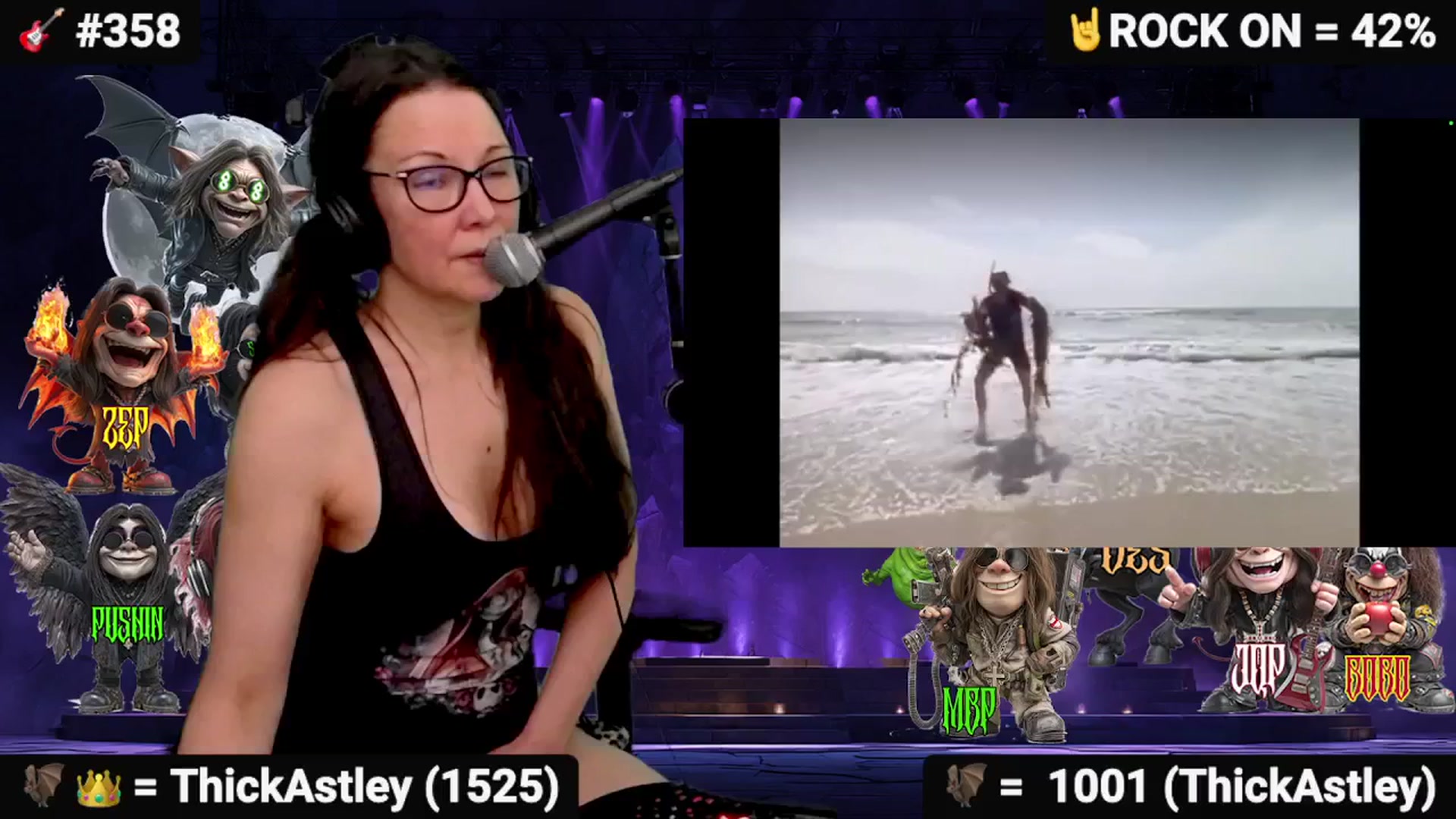 Gallery image thumbnail from DesZeppelin's myfreecams stream on, 10/15/2025, 07:43 image 8 of 20