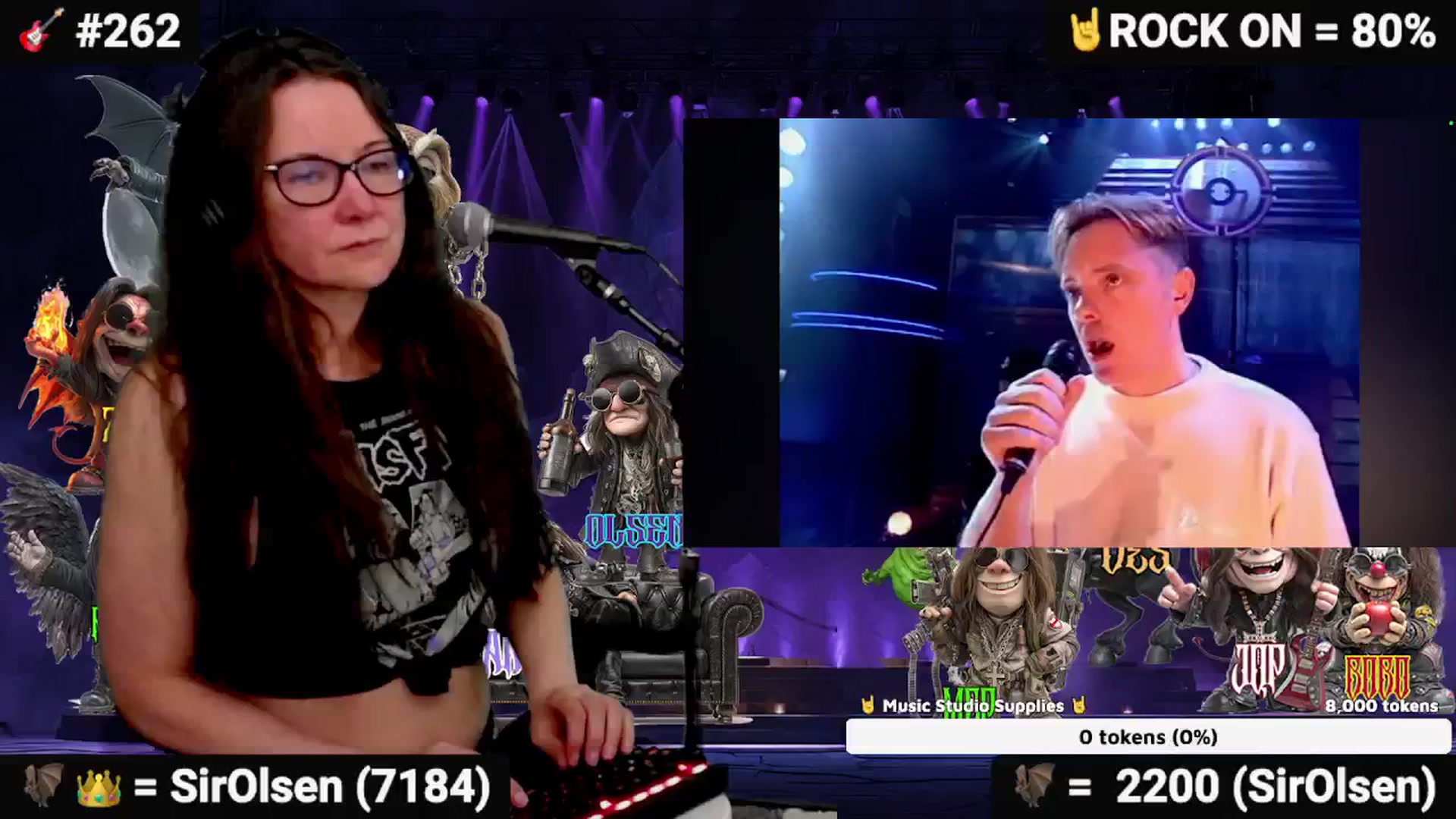 Gallery image thumbnail from DesZeppelin's myfreecams stream on, 10/26/2025, 08:16 image 13 of 20
