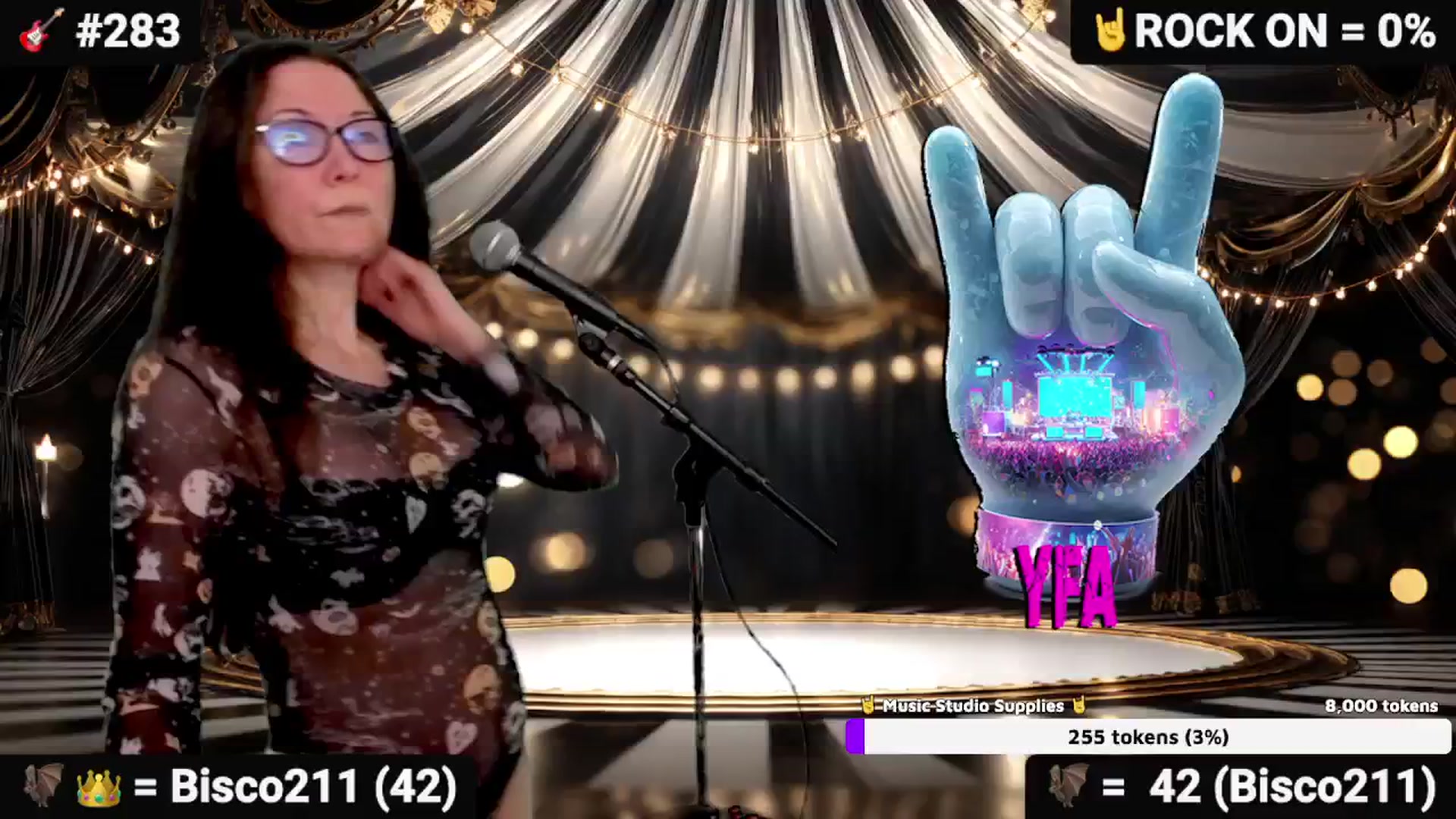Gallery image thumbnail from DesZeppelin's myfreecams stream on, 10/30/2025, 24:25 image 3 of 20