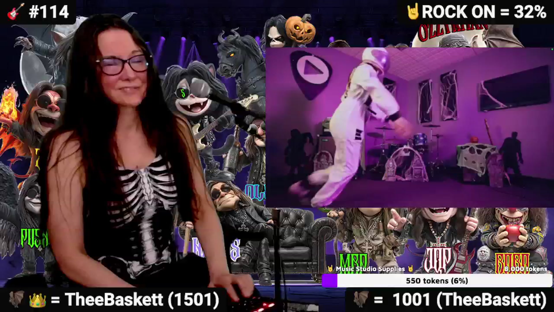 Gallery image thumbnail from DesZeppelin's myfreecams stream on, 11/01/2025, 08:10 image 11 of 20