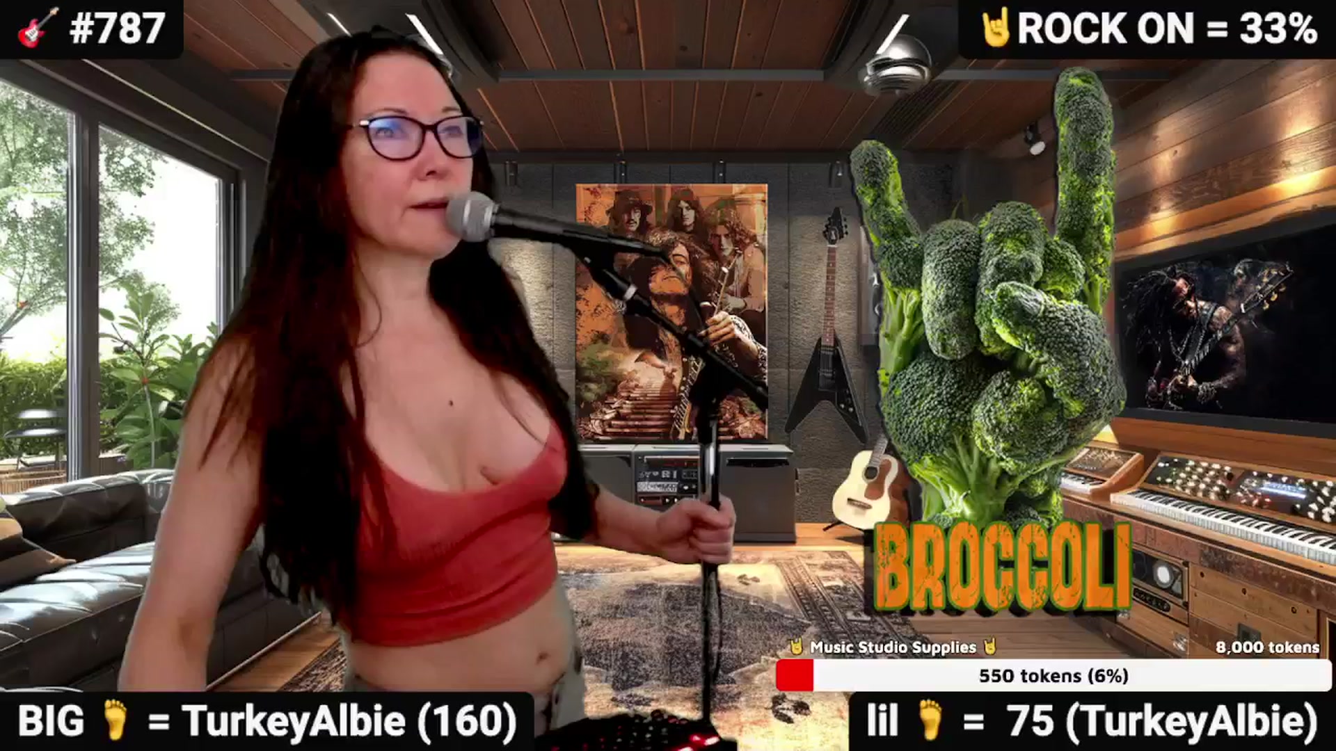 Gallery image thumbnail from DesZeppelin's myfreecams stream on, 11/01/2025, 23:00 image 7 of 20