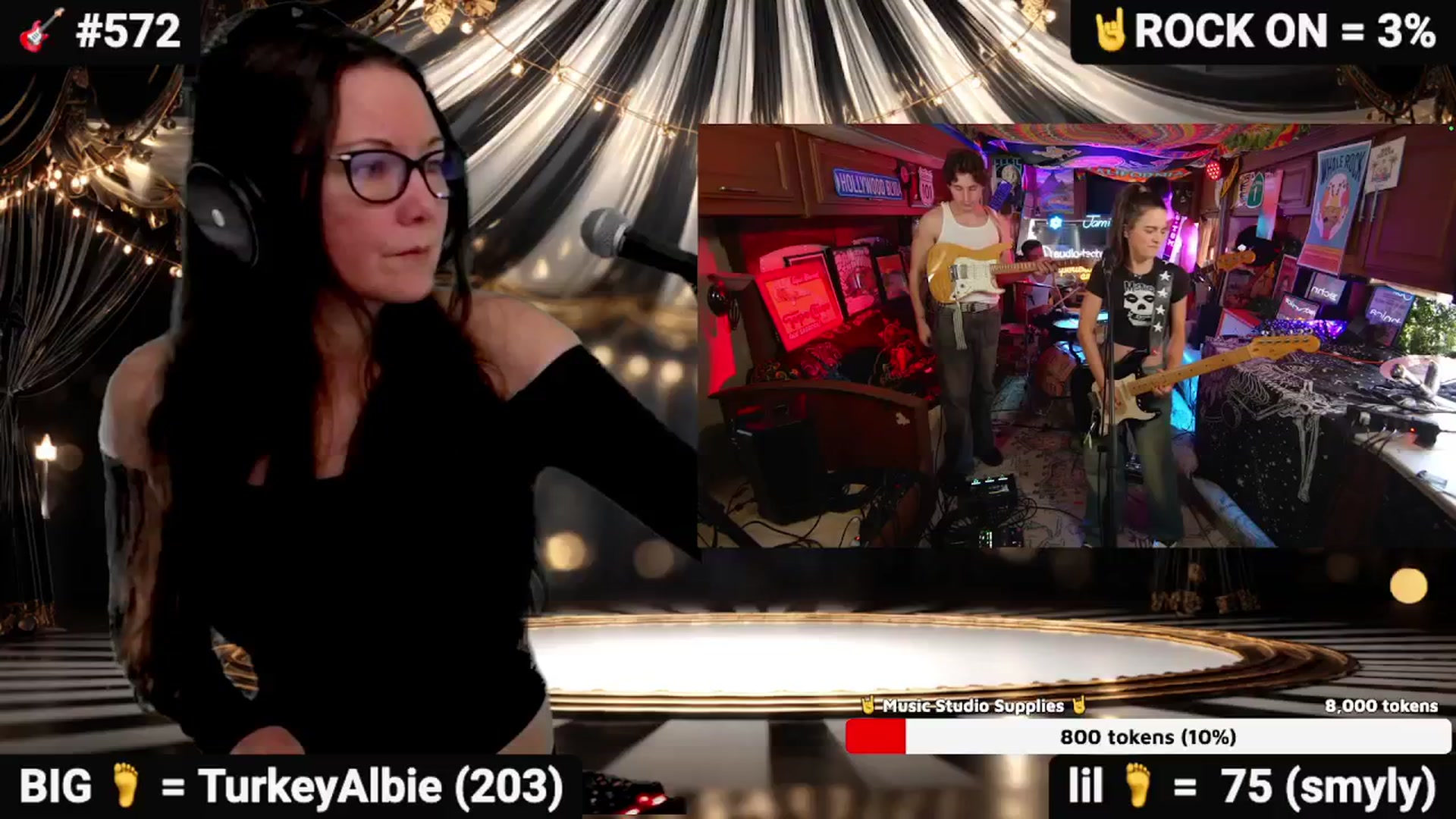 Gallery image thumbnail from DesZeppelin's myfreecams stream on, 11/06/2025, 01:19 image 18 of 20